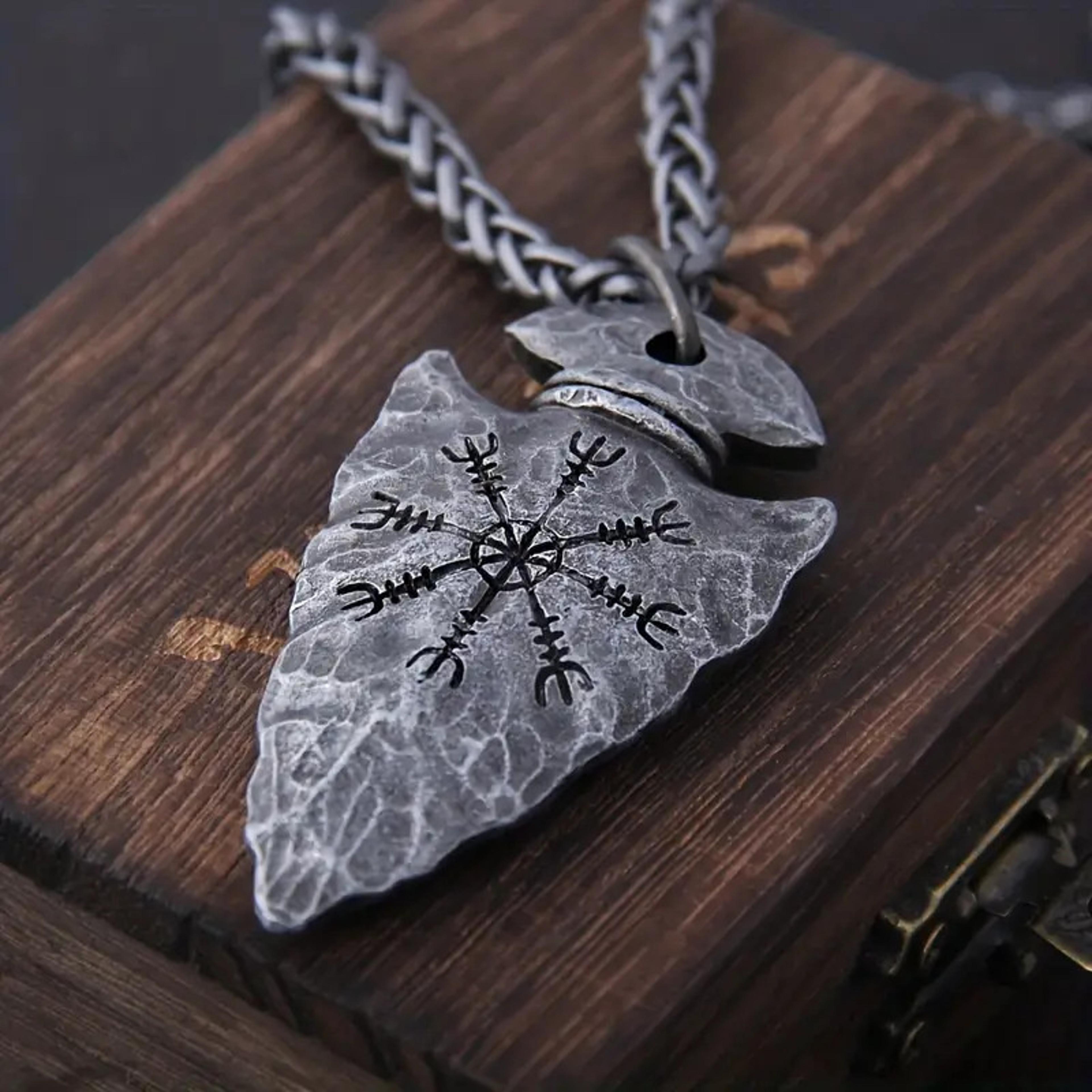 viking spear rune pendant necklace norse pirate amulet jewelry