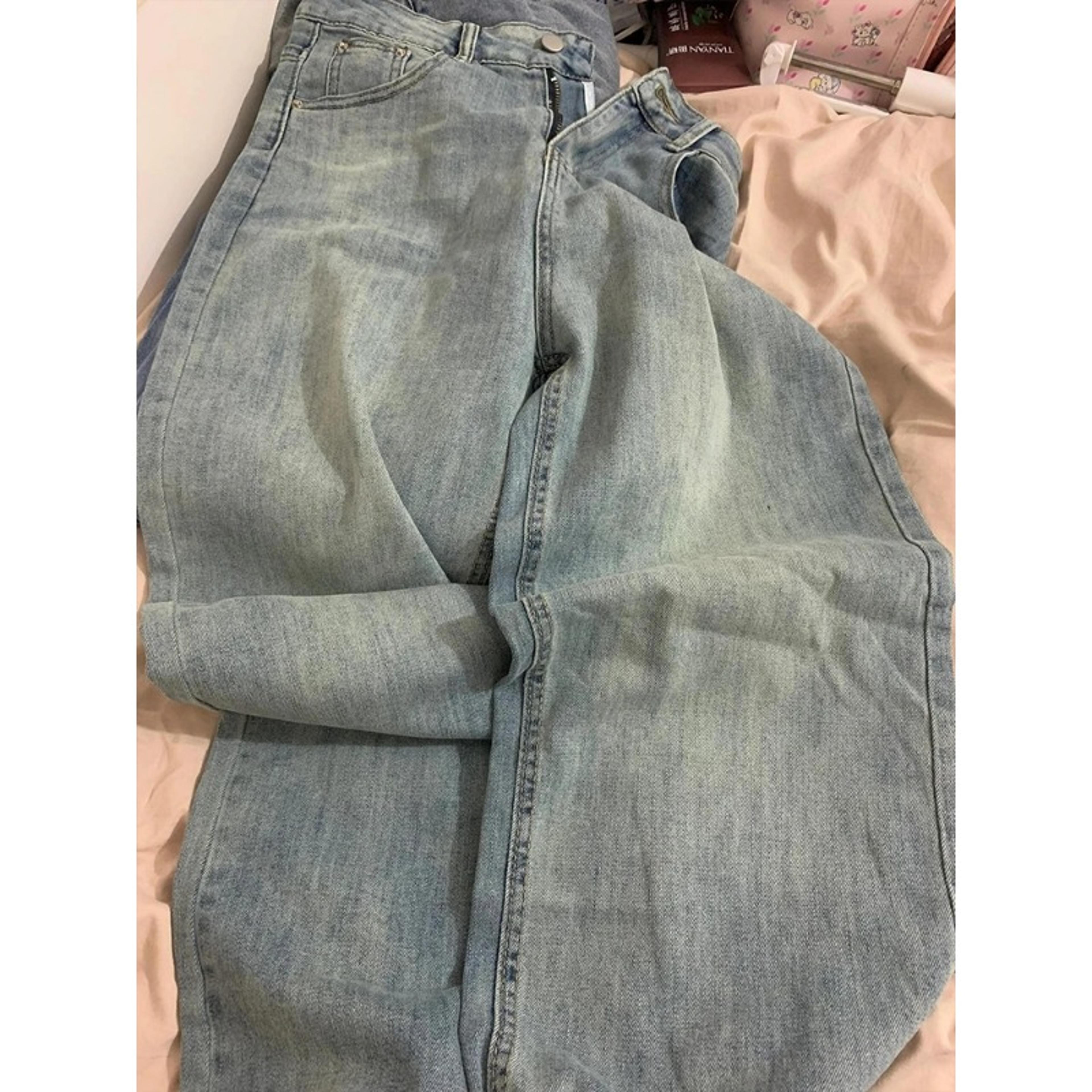 womens high waist loose jeans, straight wide leg trousers, autumn winter bootcut pants for pear shape body, comfort fit