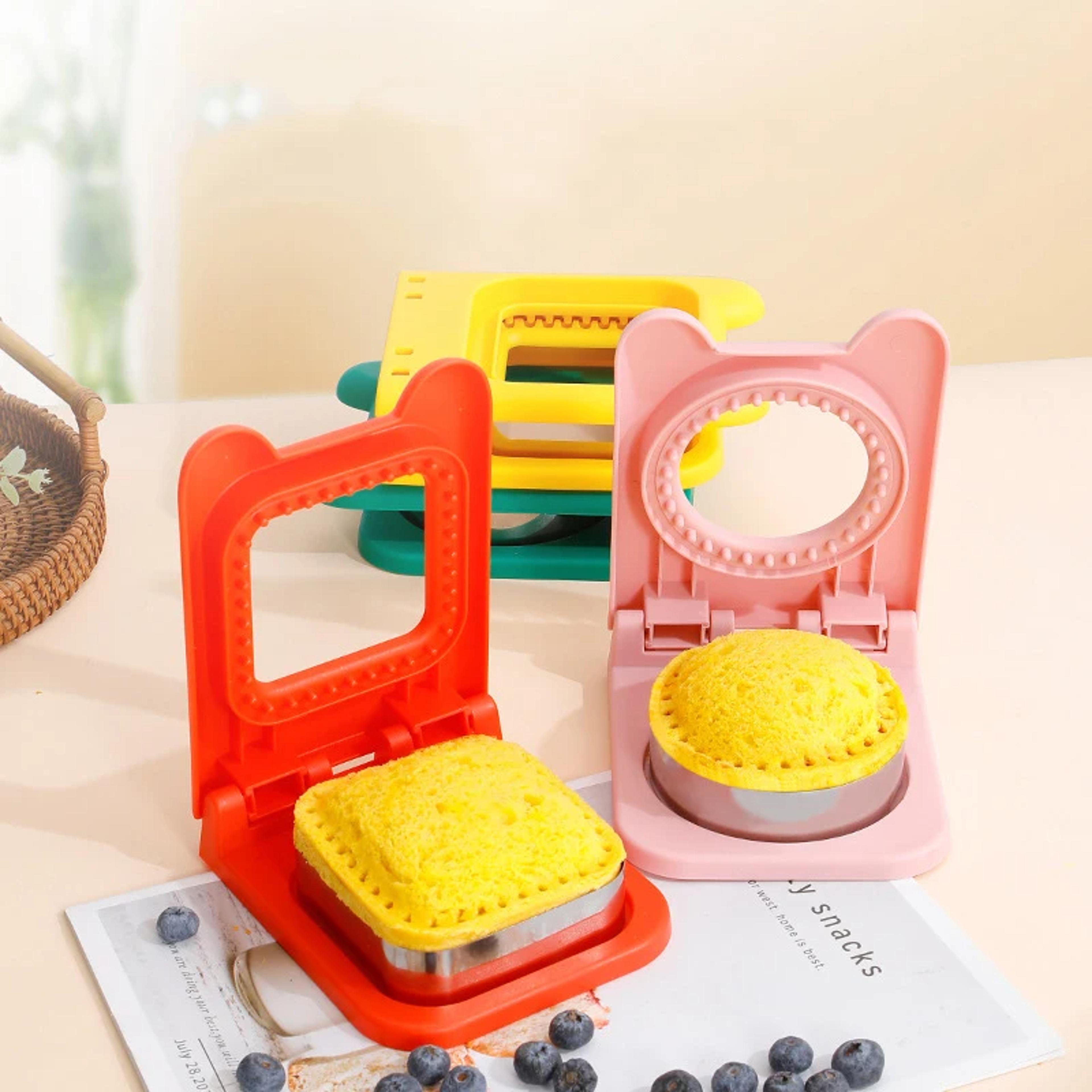 circular sandwich bread toast mold, sandwich cutter and sealer flip sandwich cutting tool for kids lunch stainless steel