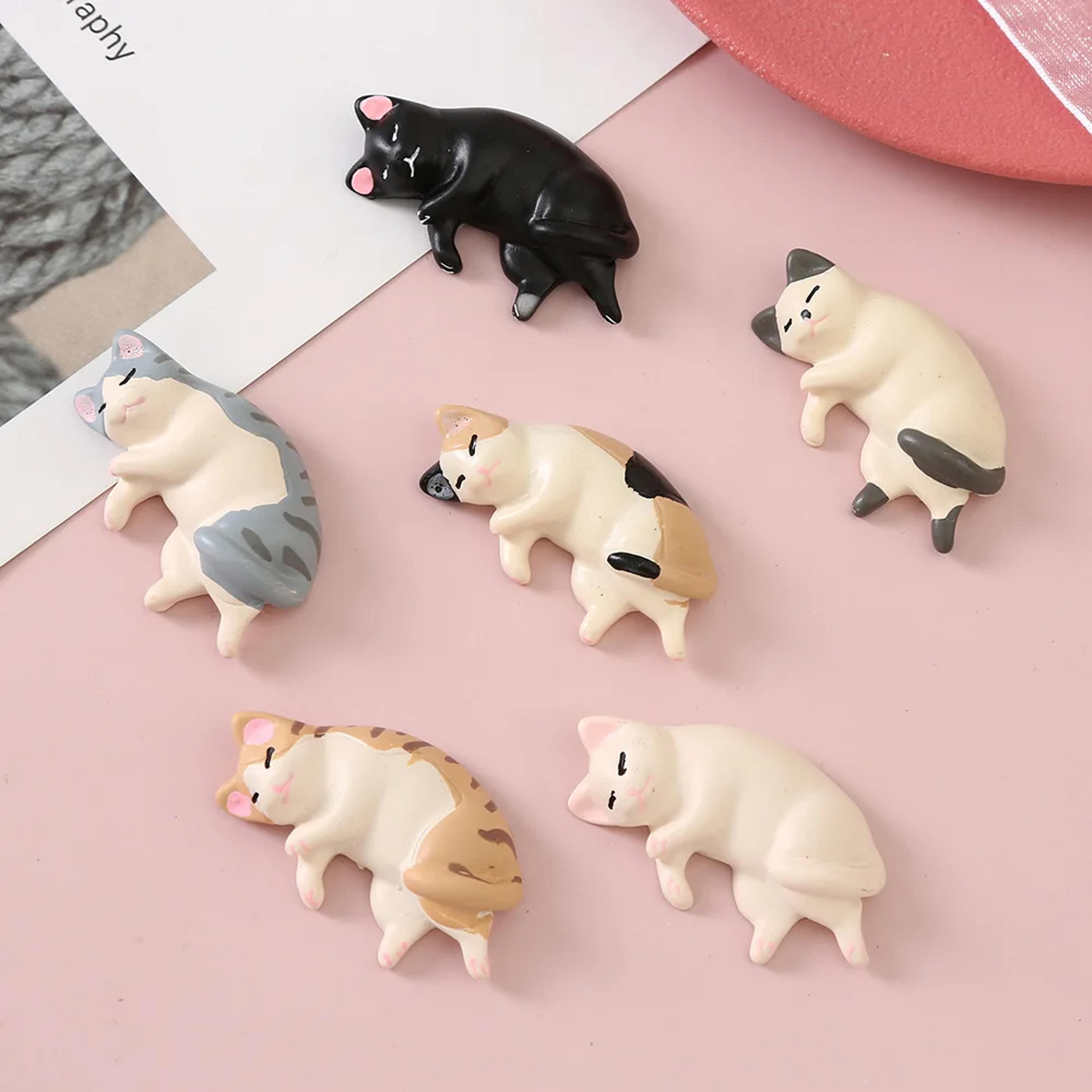 mini sleeping cat statues, mini figures for dollhouse room, home decor desk accessories