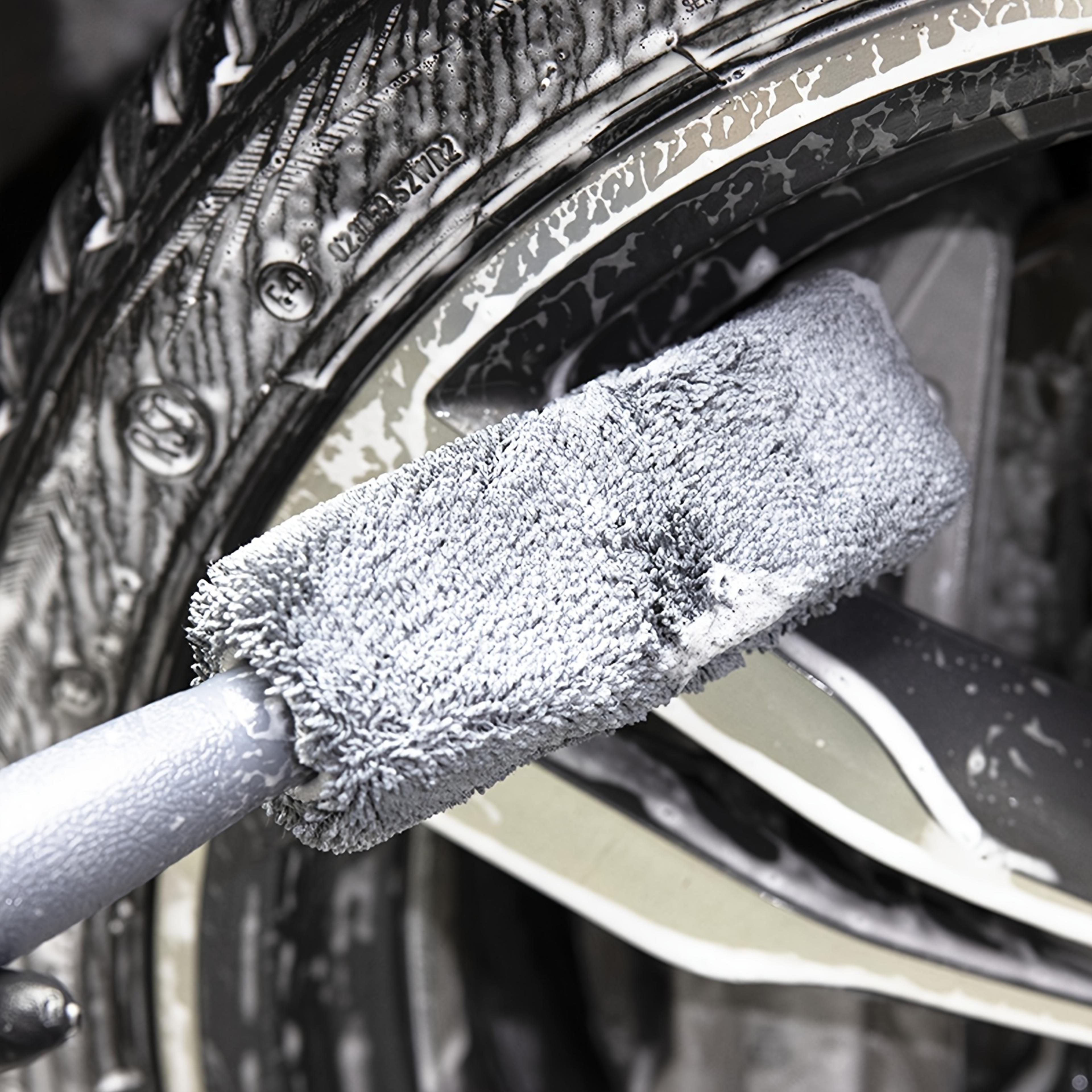 microfiber wheel & rim cleaning brush for car detailing and tire care