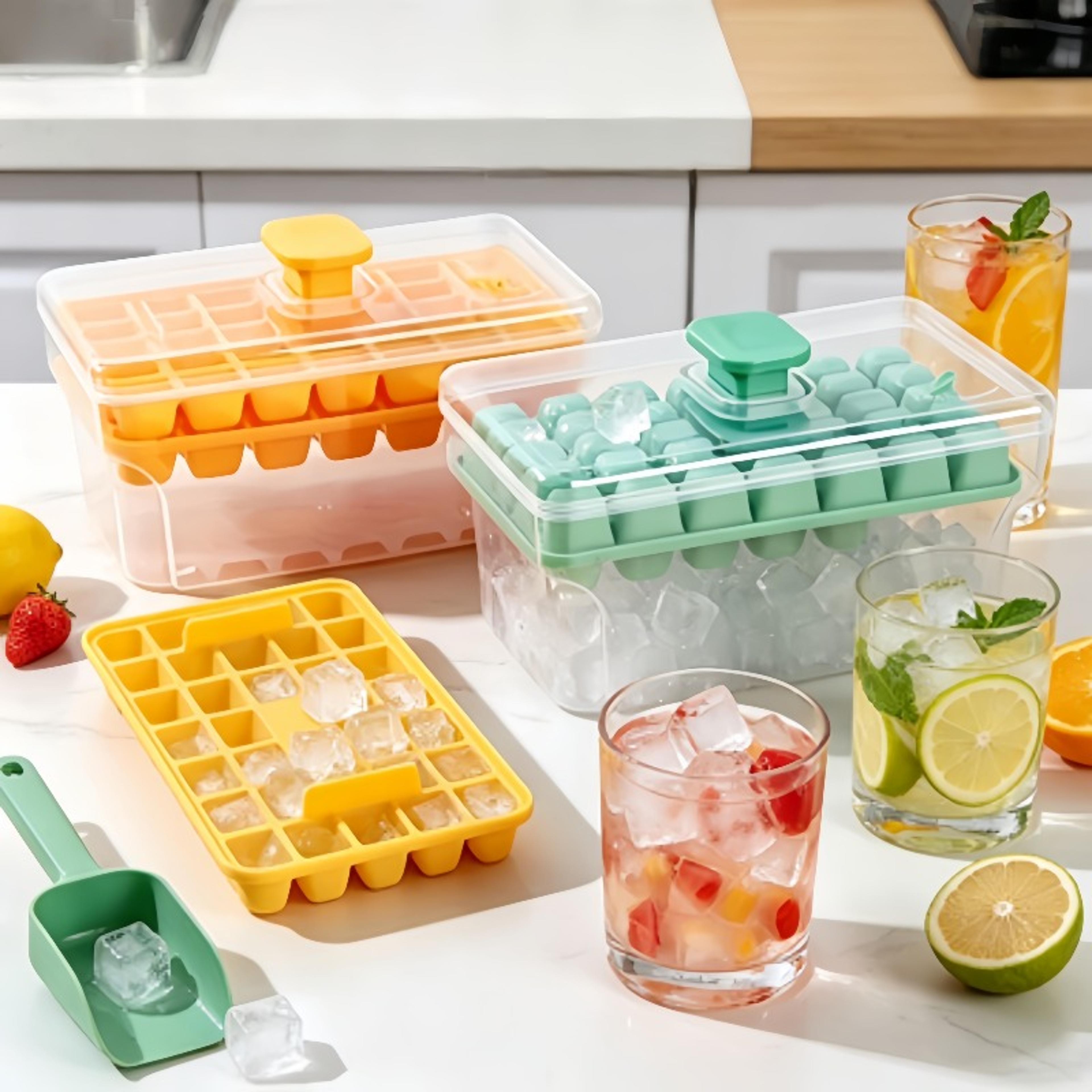 cube ice tray & storage bin set with scoop
