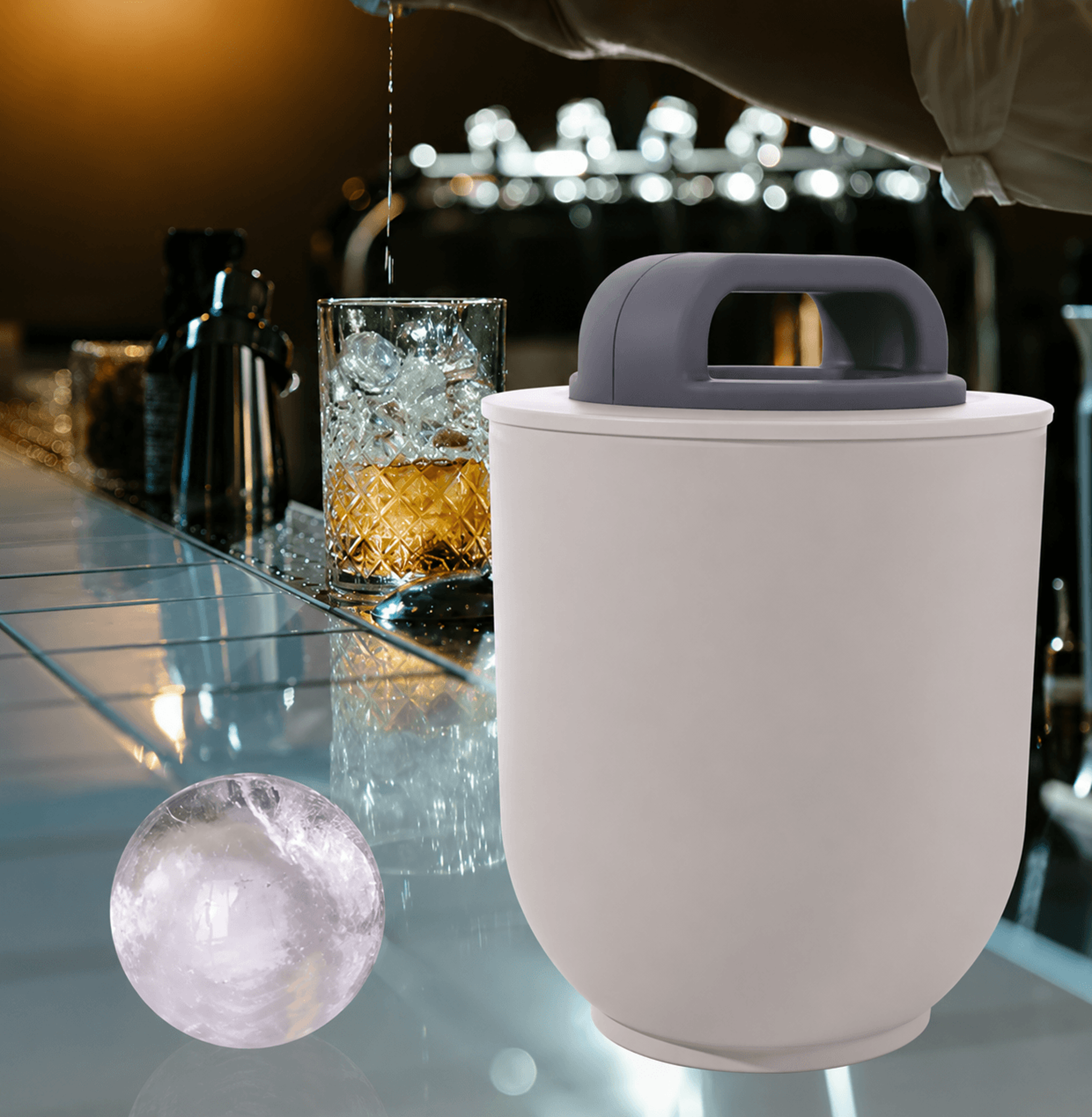 crystal chill whiskey ice ball mold for slow melting cocktails
