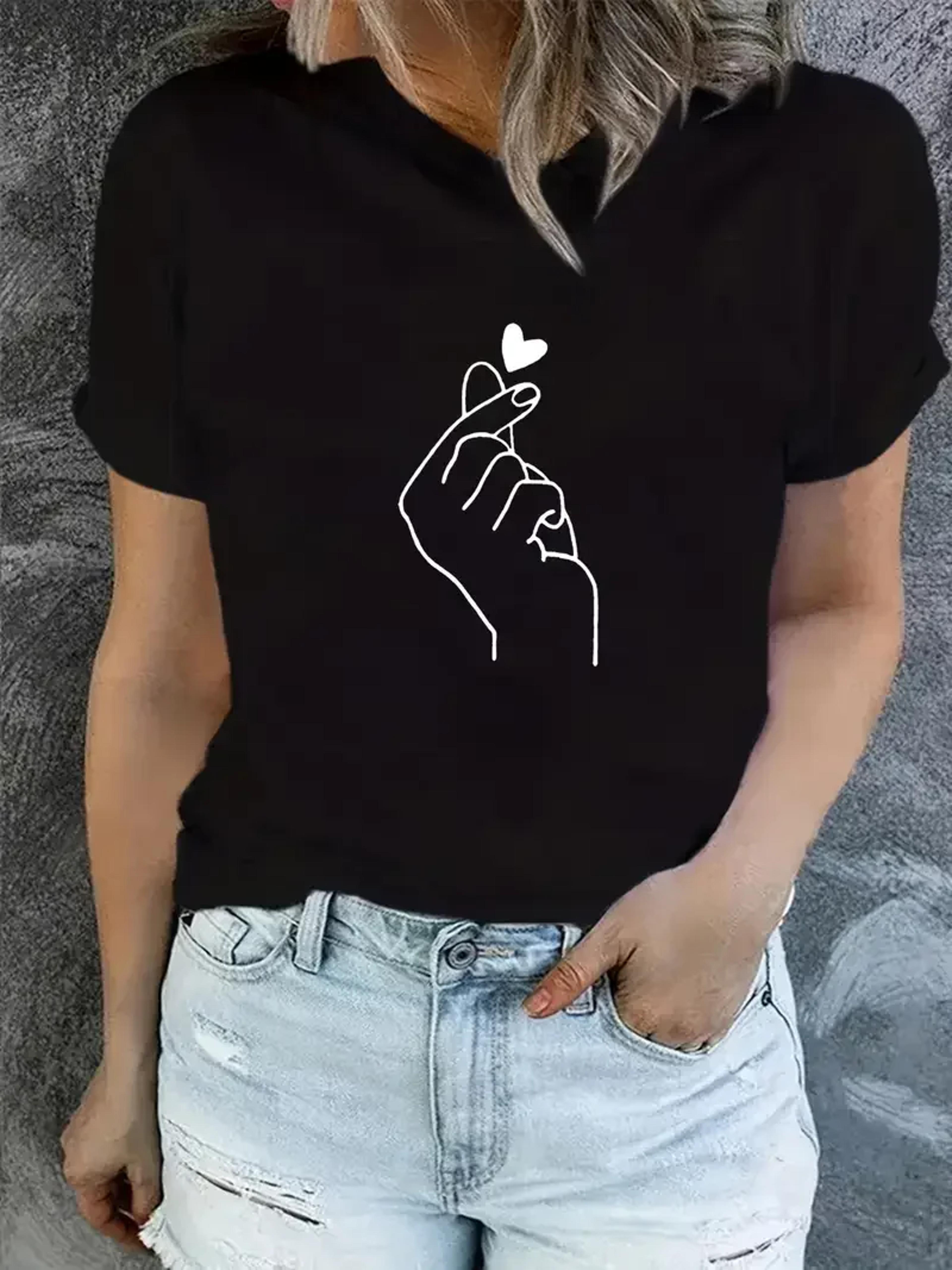 retro heart gesture graphic t shirt for women casual summer crew neck tee