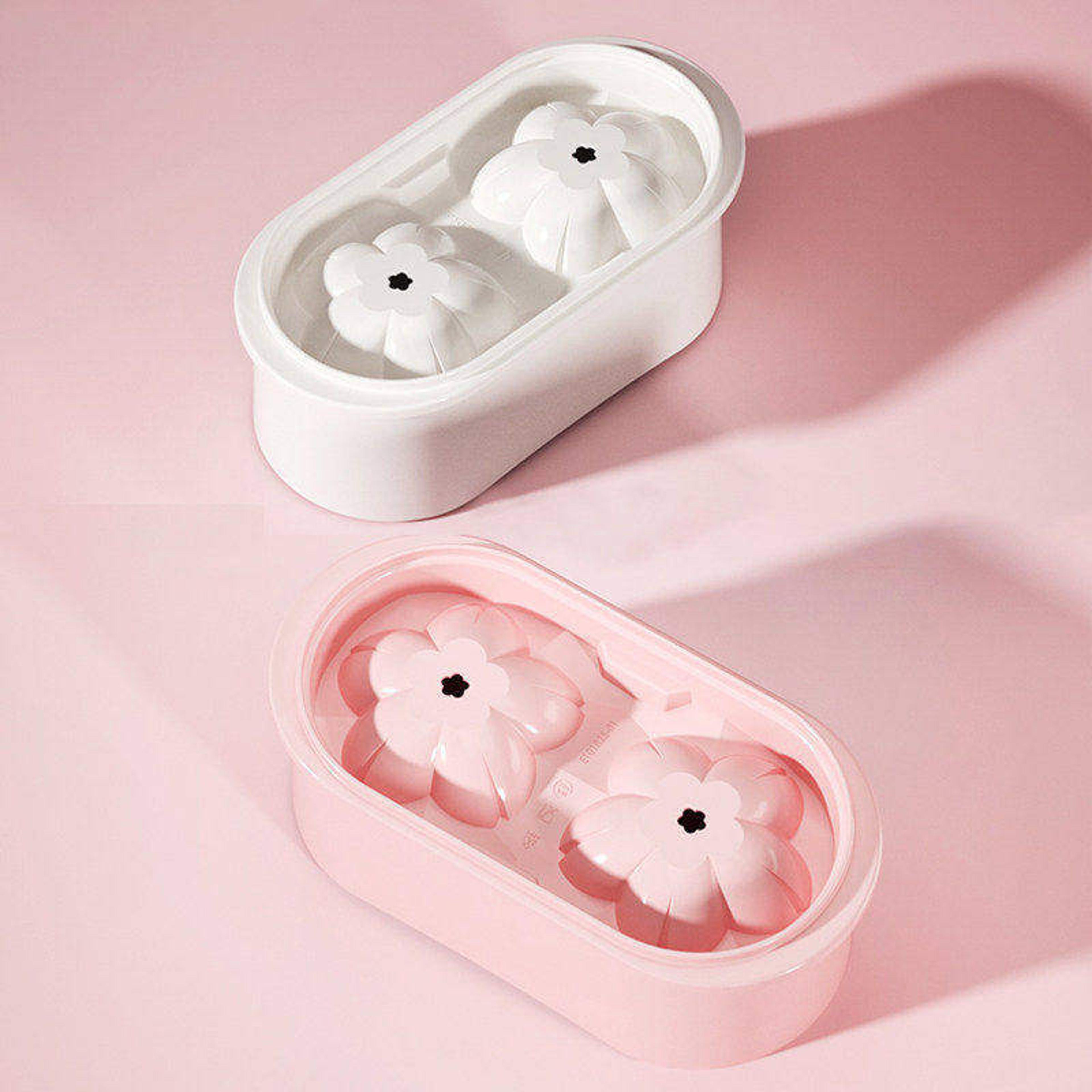 blossom silicone ice cube tray for cherry blossom ice cubes and cocktail drinks