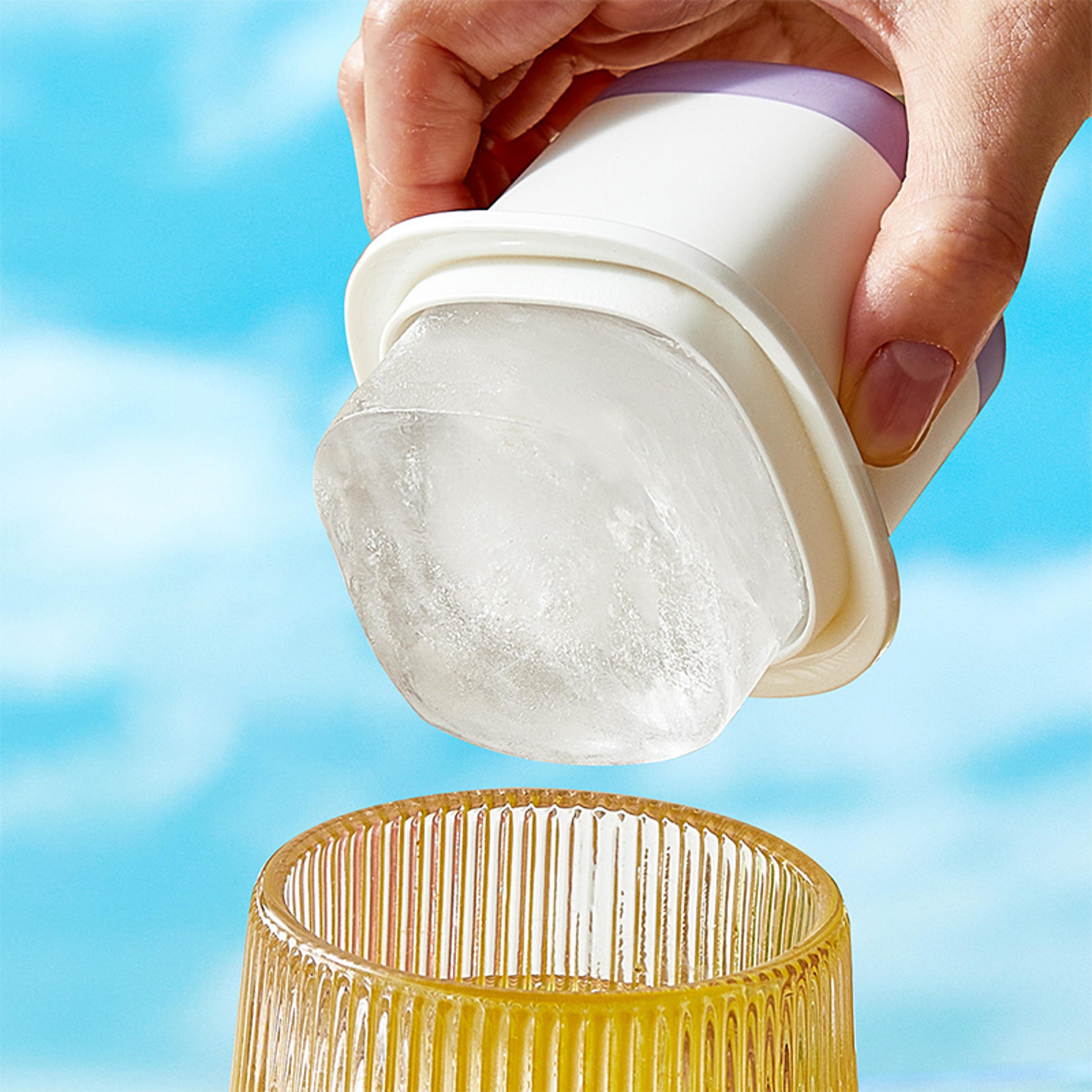 large ice cube tray food grade ice mold reusable ice maker for chilled drinks
