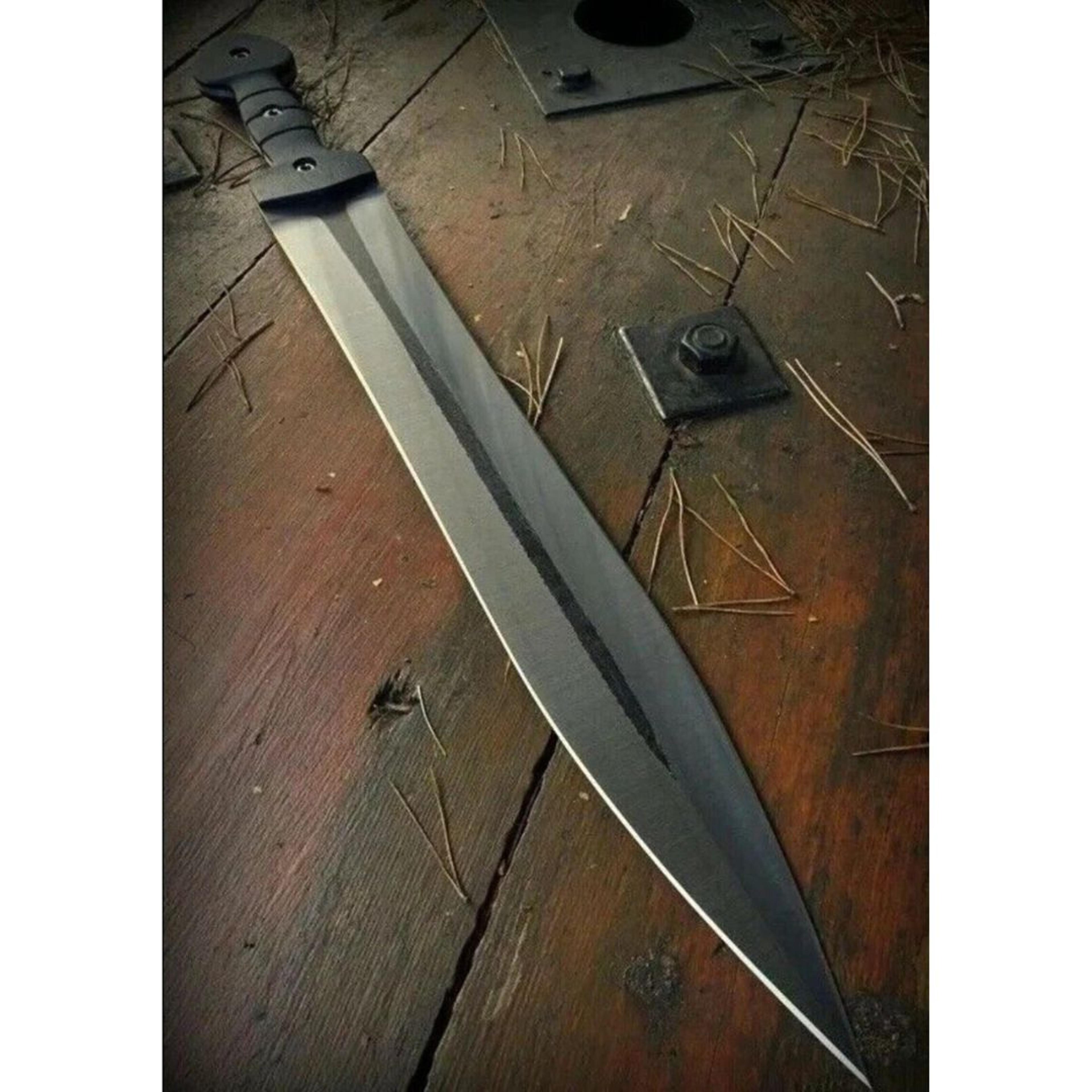 fully forged custom handmade sword carbon steel oil tampered sword double edge