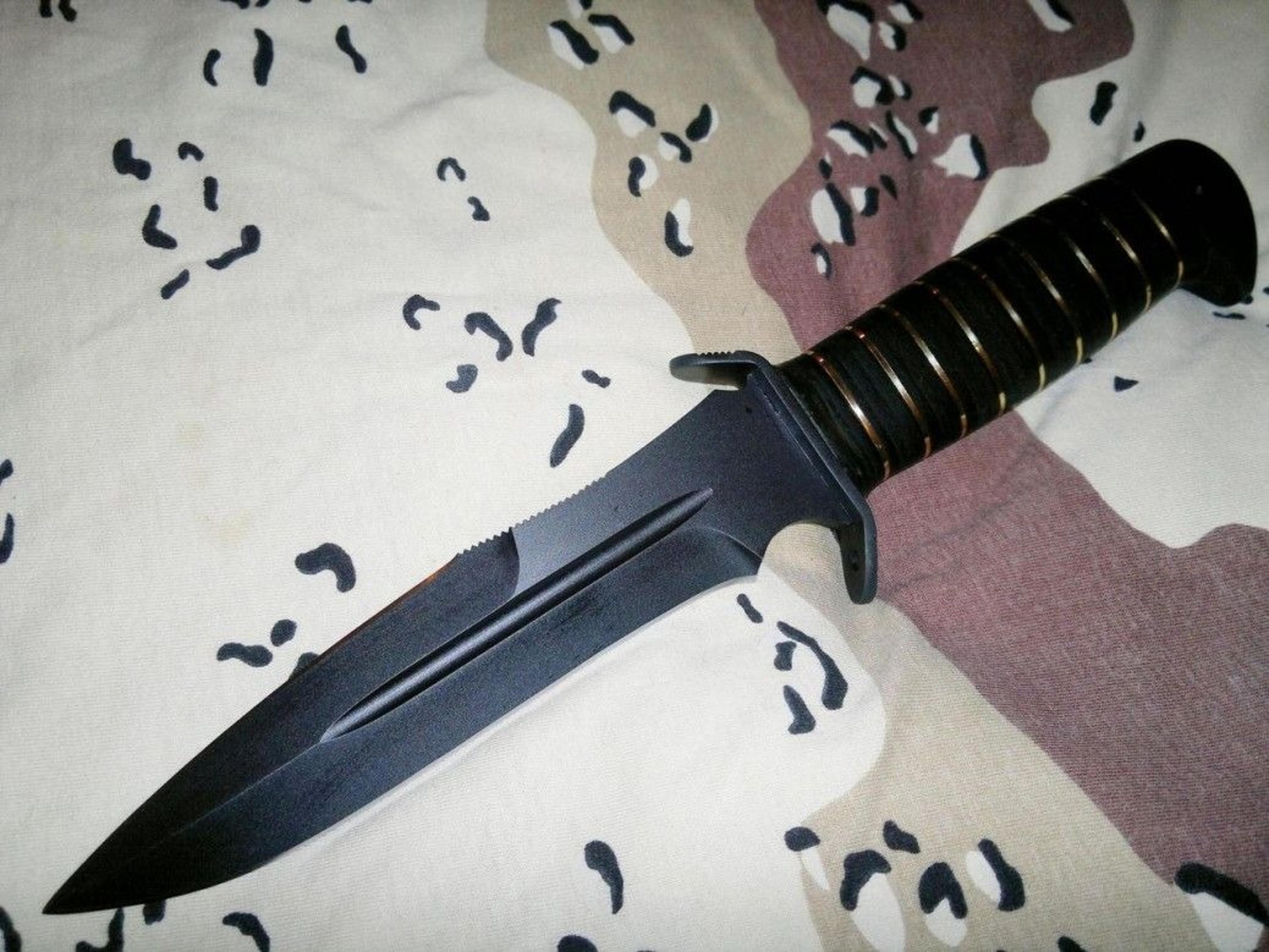 leather handle custom knife black carbon steel bowie knife hunting or survival