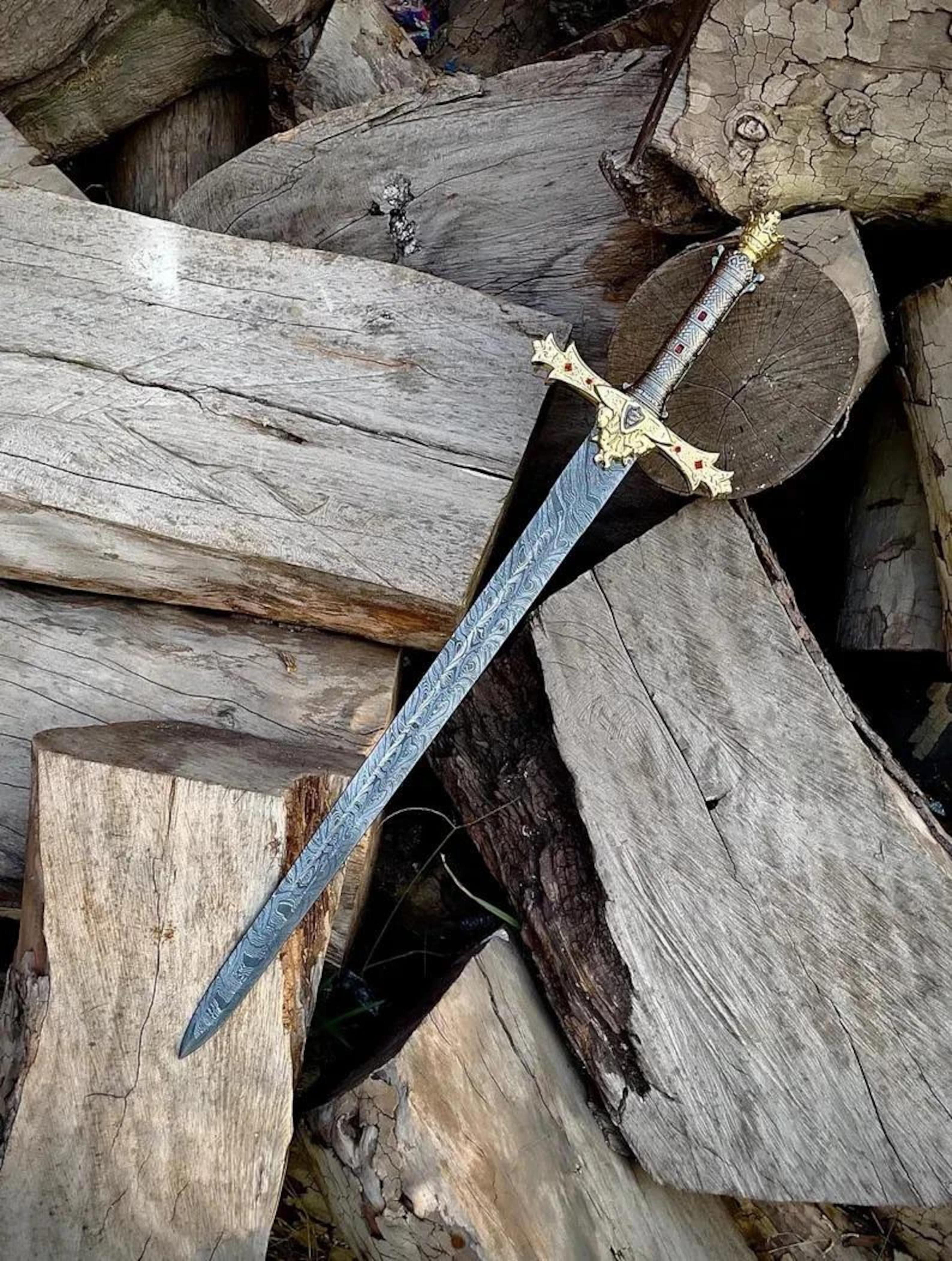 handcrafted damascus steel medieval longsword with ornate brass crossguard & collector display scabbard