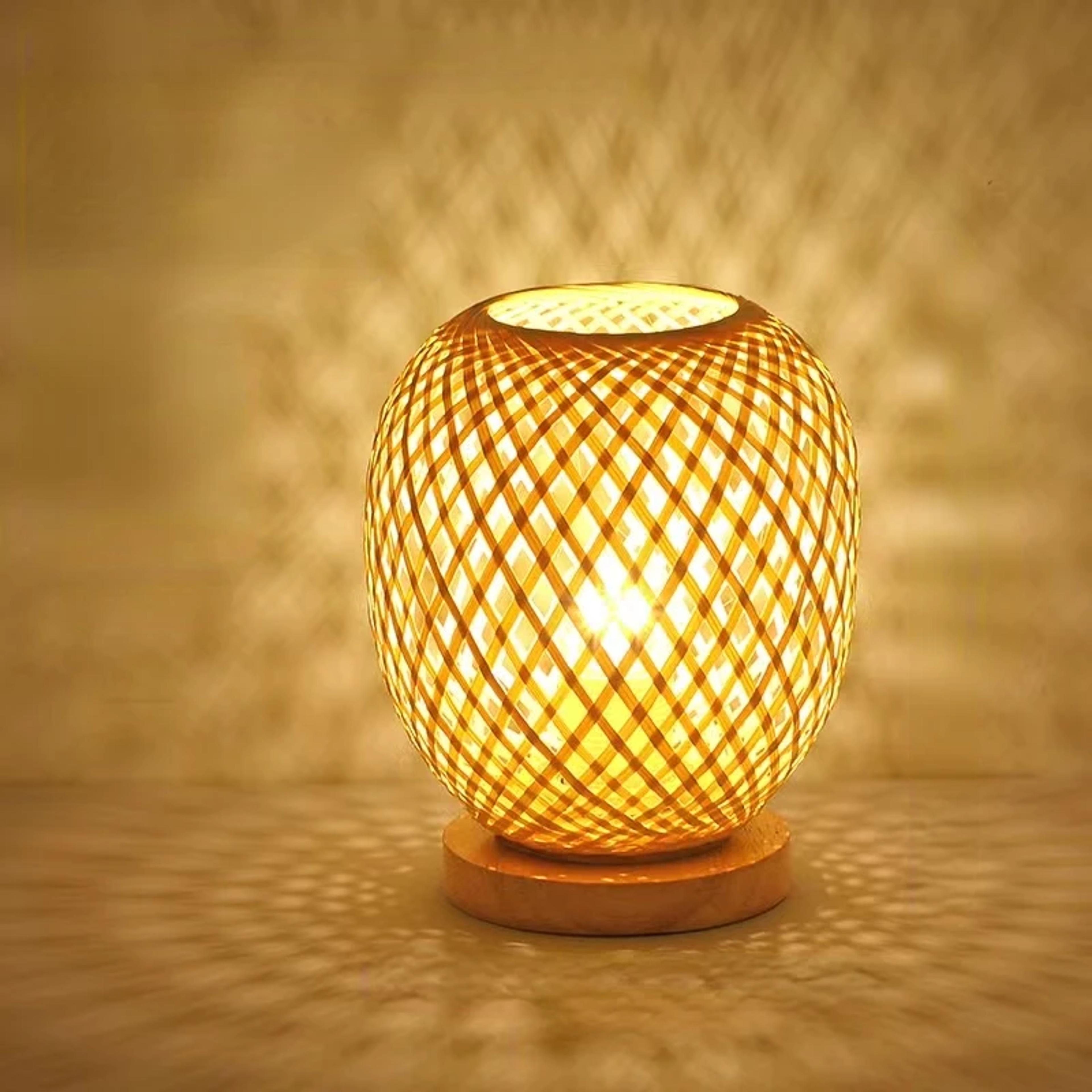 bamboo woven table lamp, adjustable rattan table lamp for bedside and home decoration