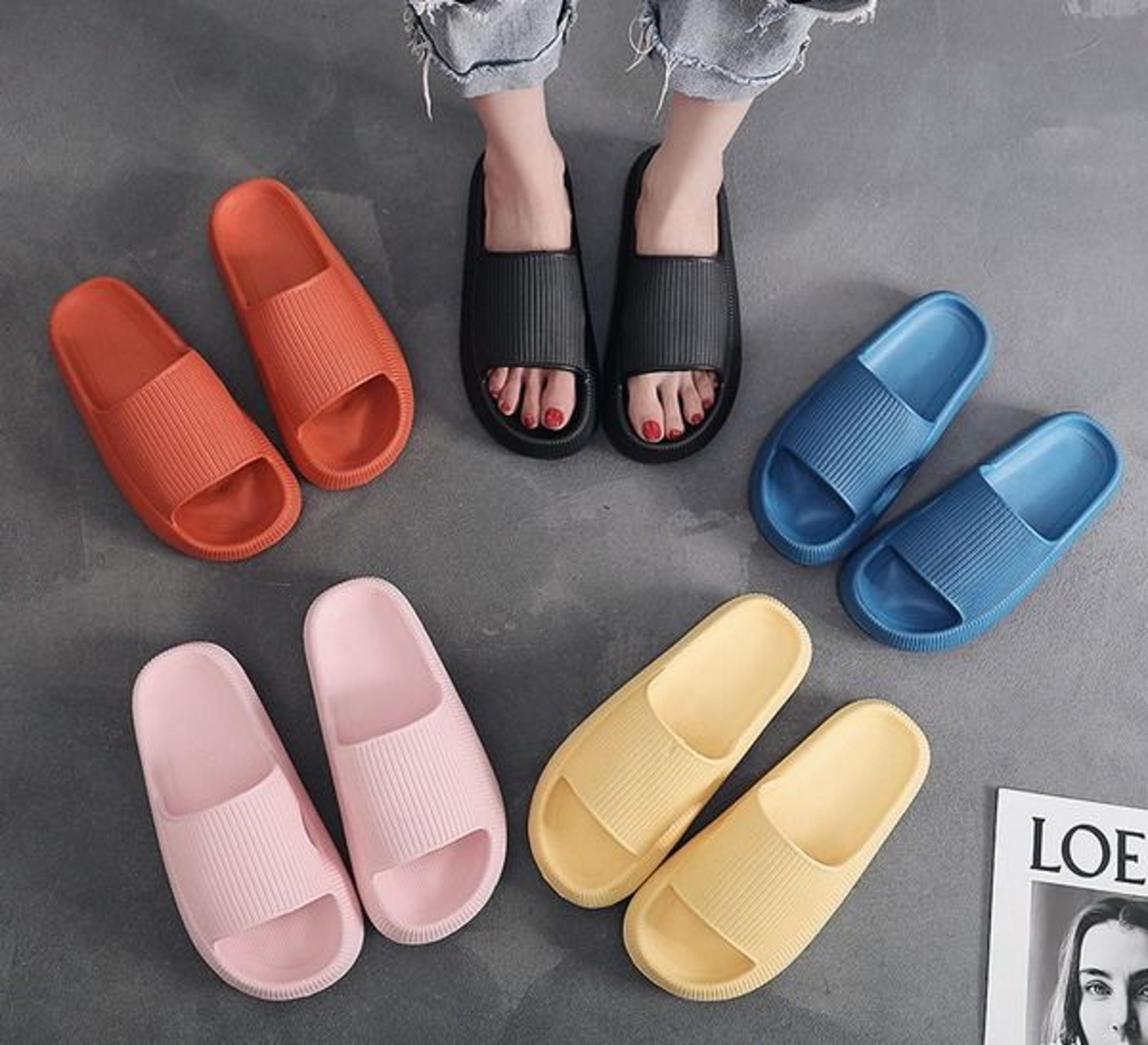 ultra soft slippers, cozy pillow slides anti-slip sandals, cloud home outdoor shoe
