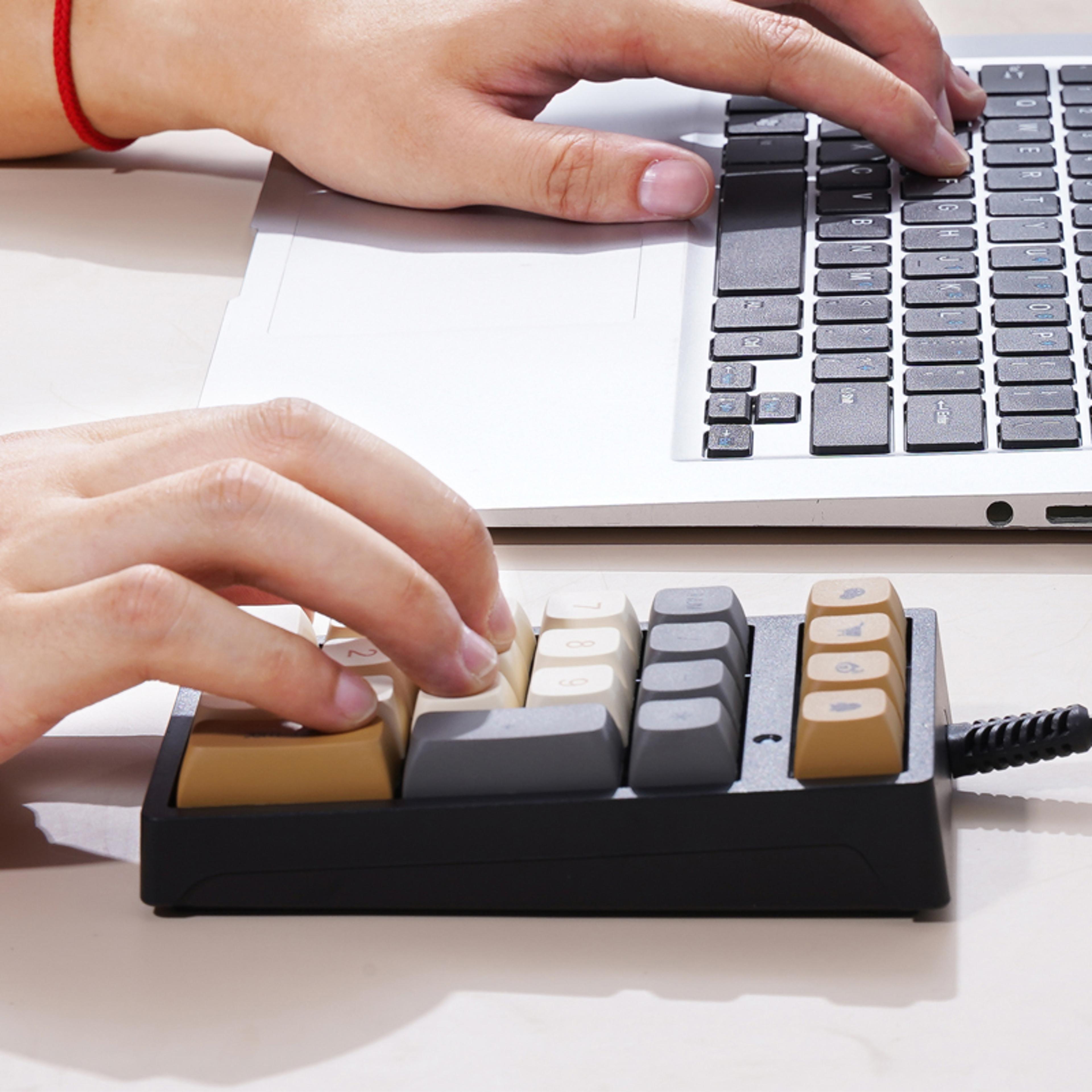 key wired mechanical numeric keypad with rgb lights usb number pad for accounting and data entry
