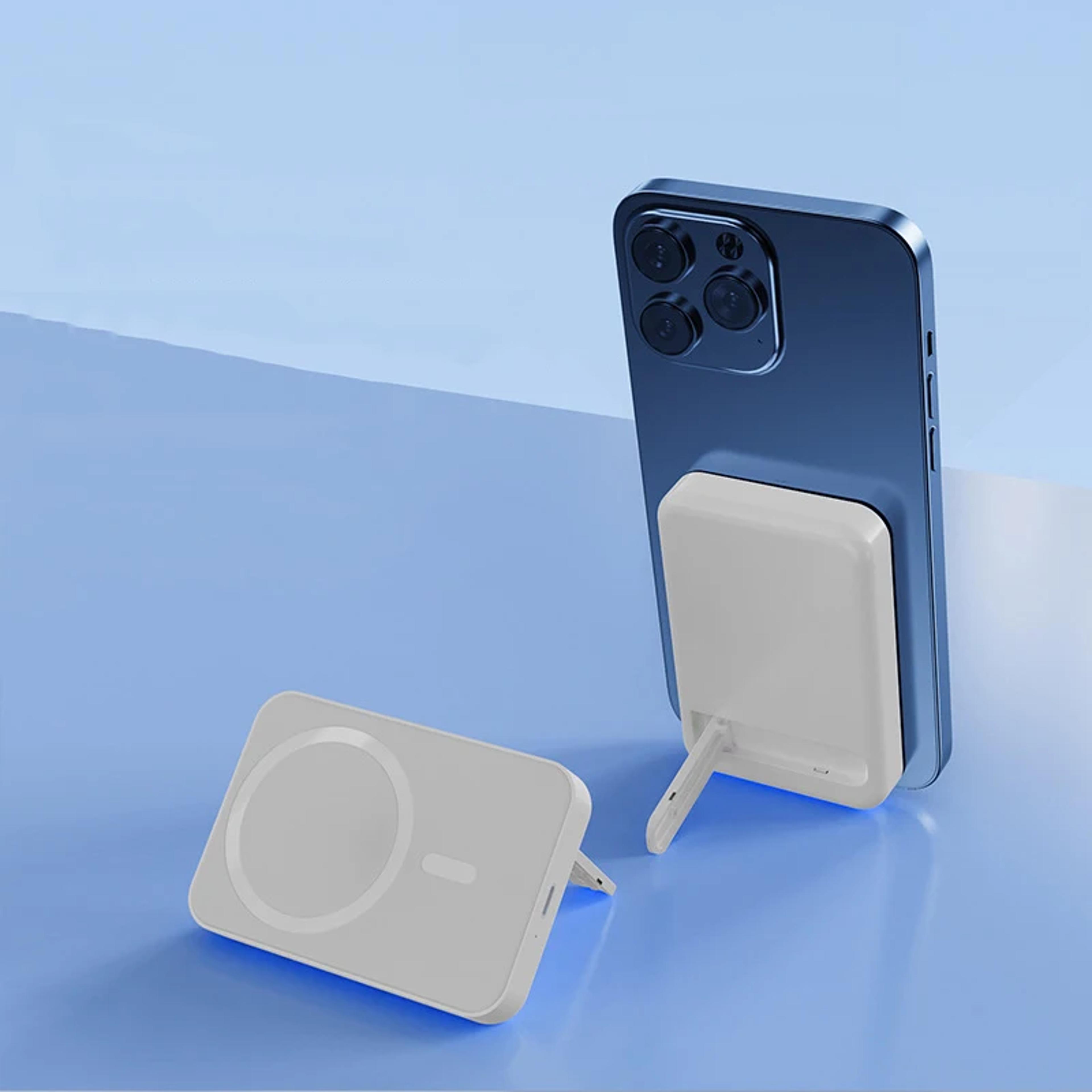 power bank magnetic wireless fast charger with foldable stand
