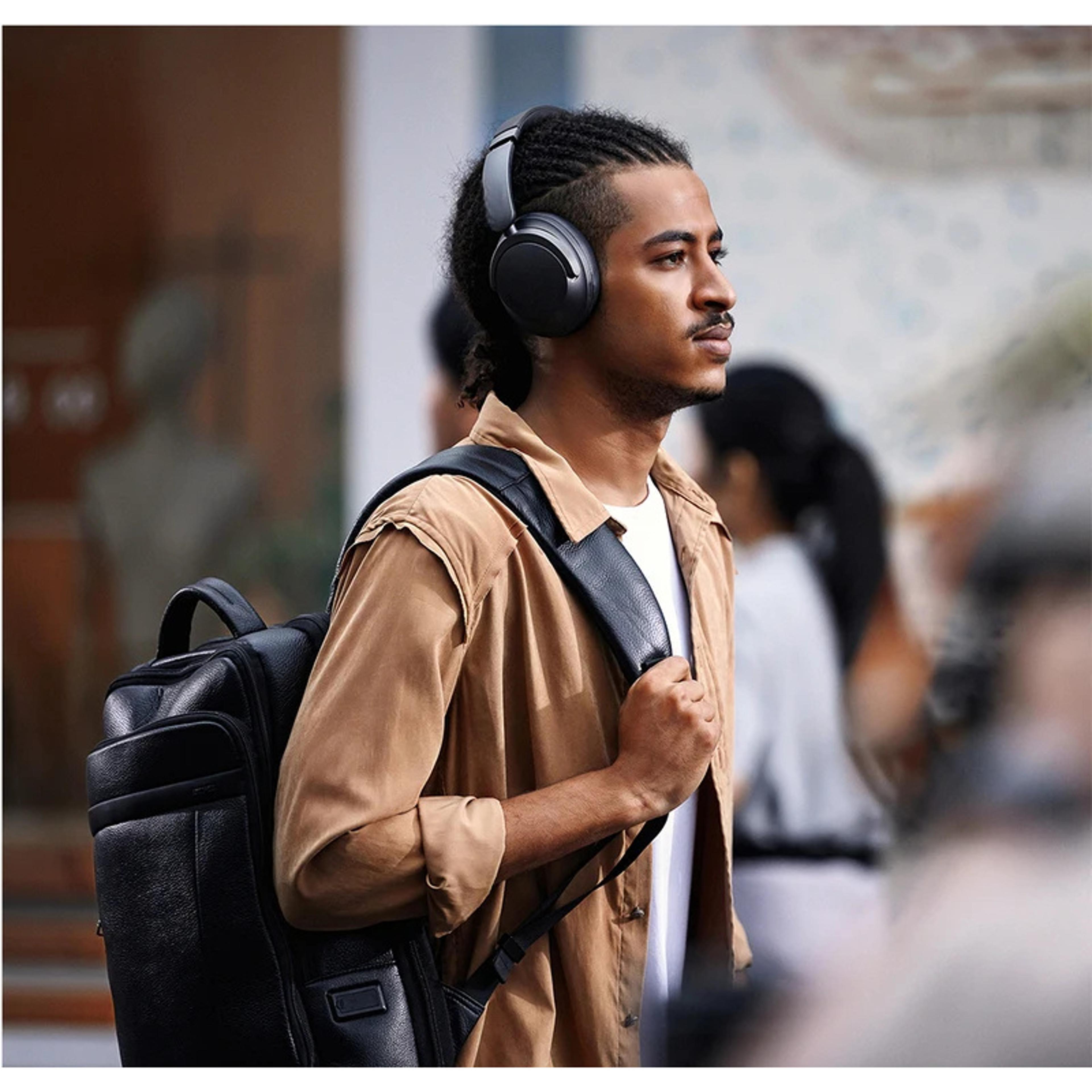 active noise cancelling bluetooth headphones with playtime and clear calls