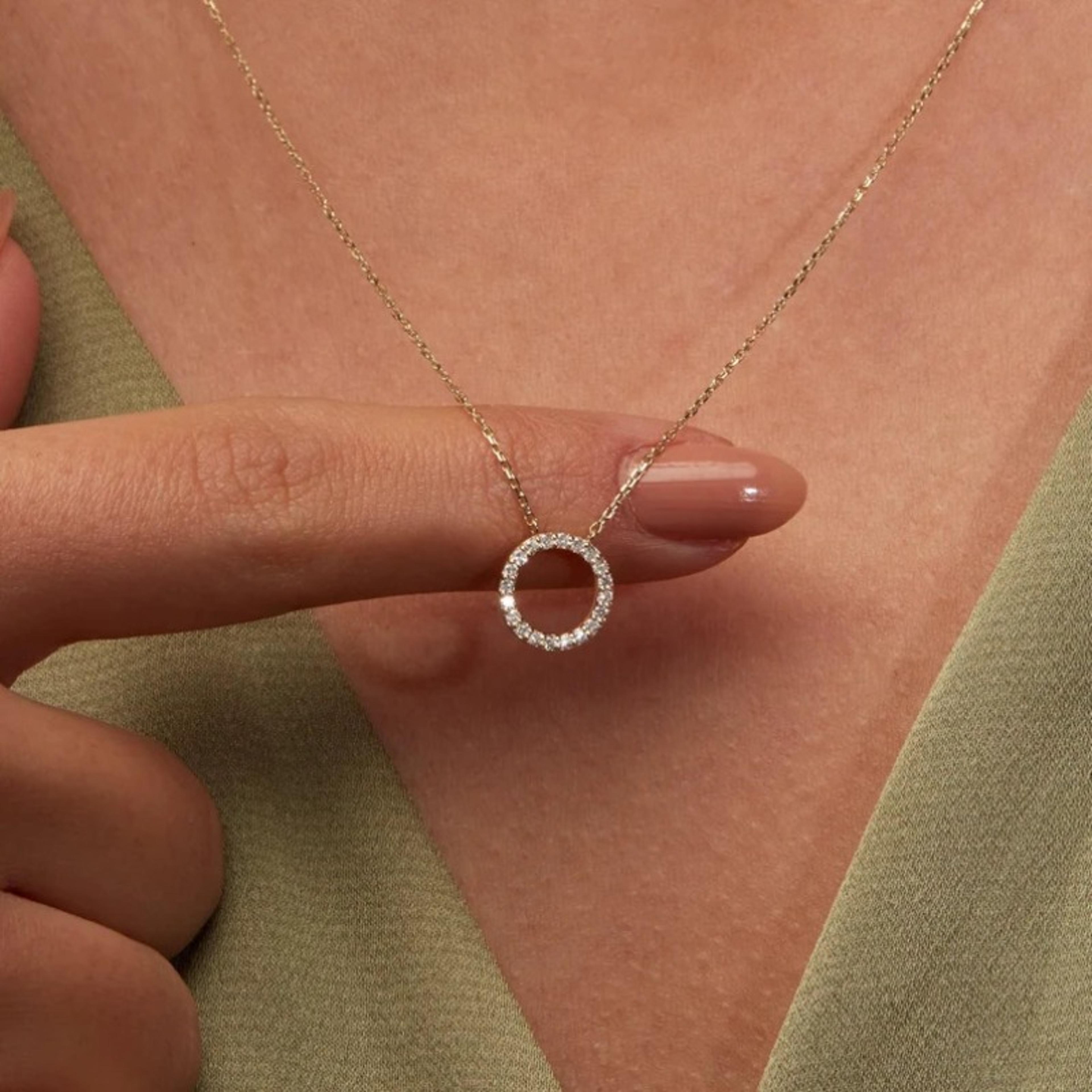 elegant crystal circle pendant necklace minimalist gold pendant necklace for women