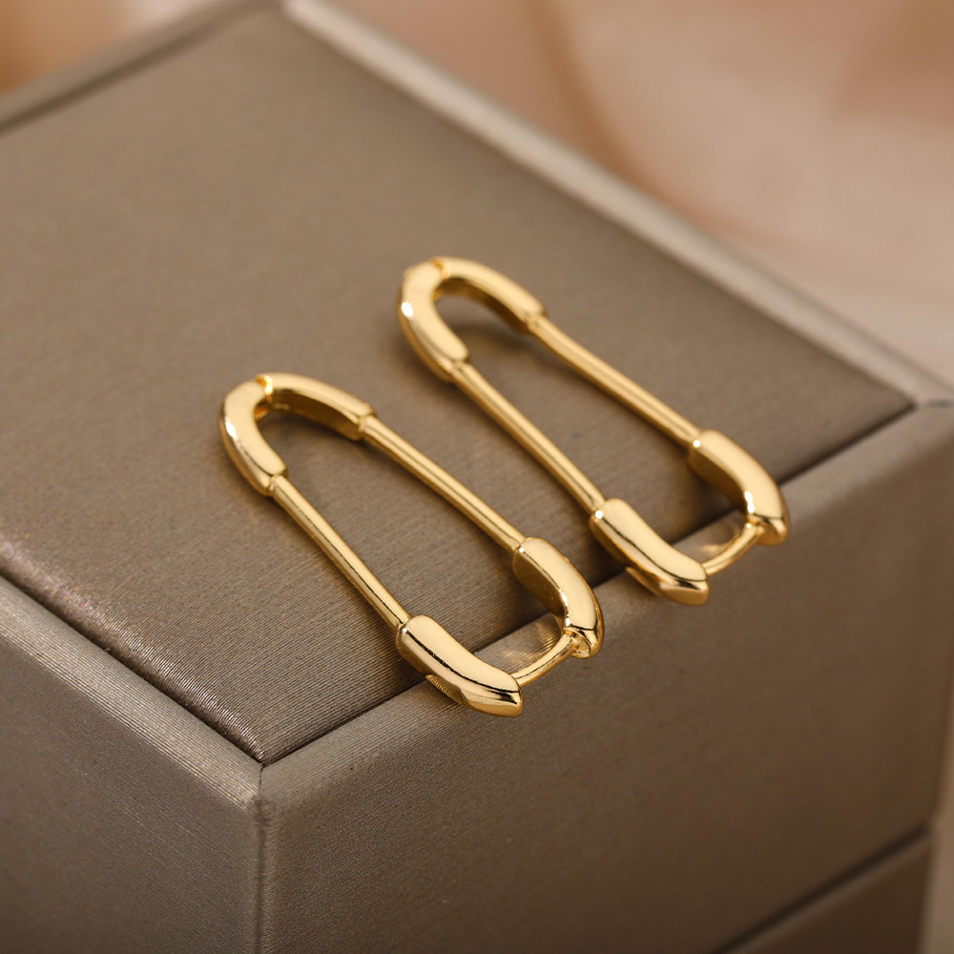 punk safety pin earrings stainless steel stud earrings with paperclip design for women & men