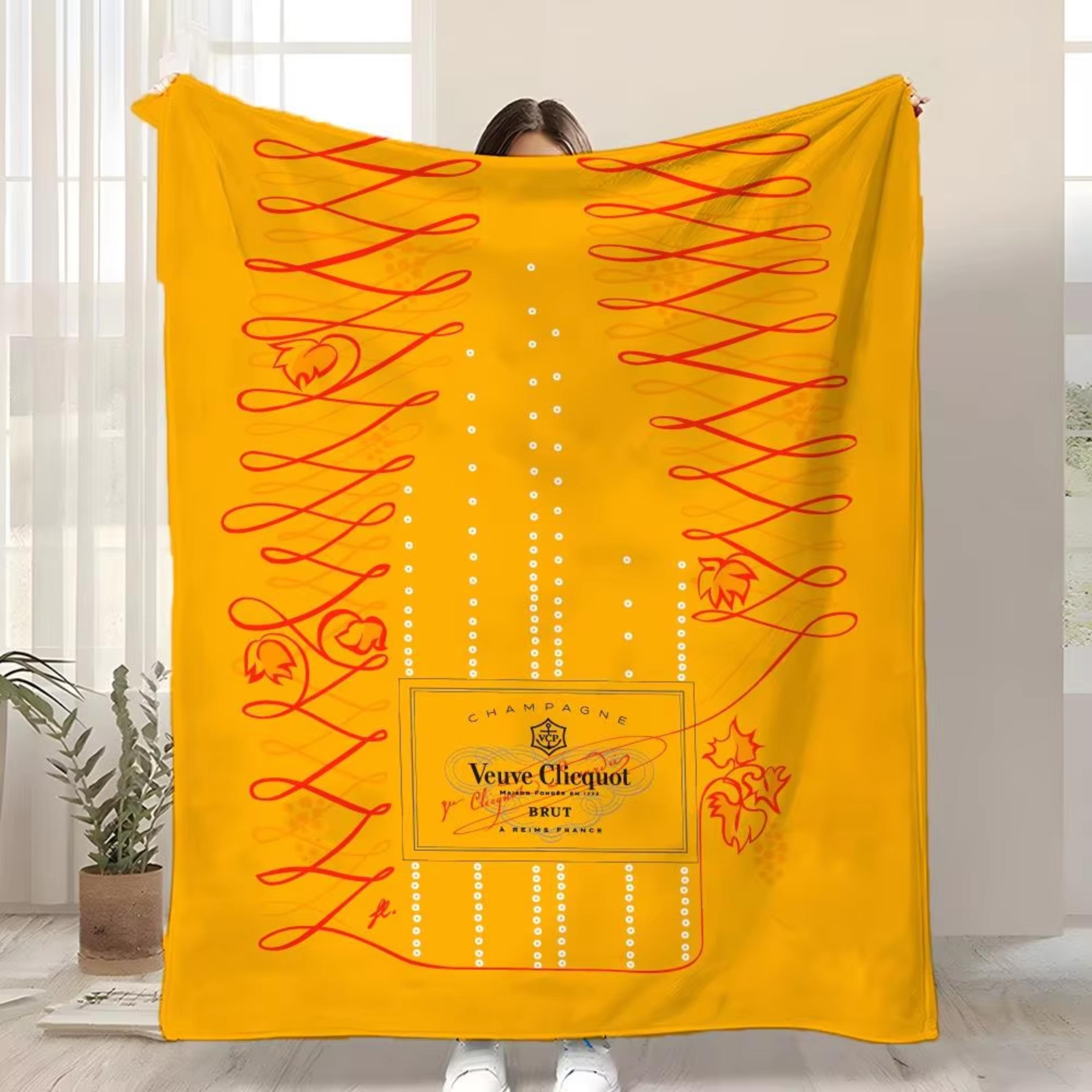 luxury flannel throw blanket soft washable all season cozy couch blanket for sofa, bed & travel