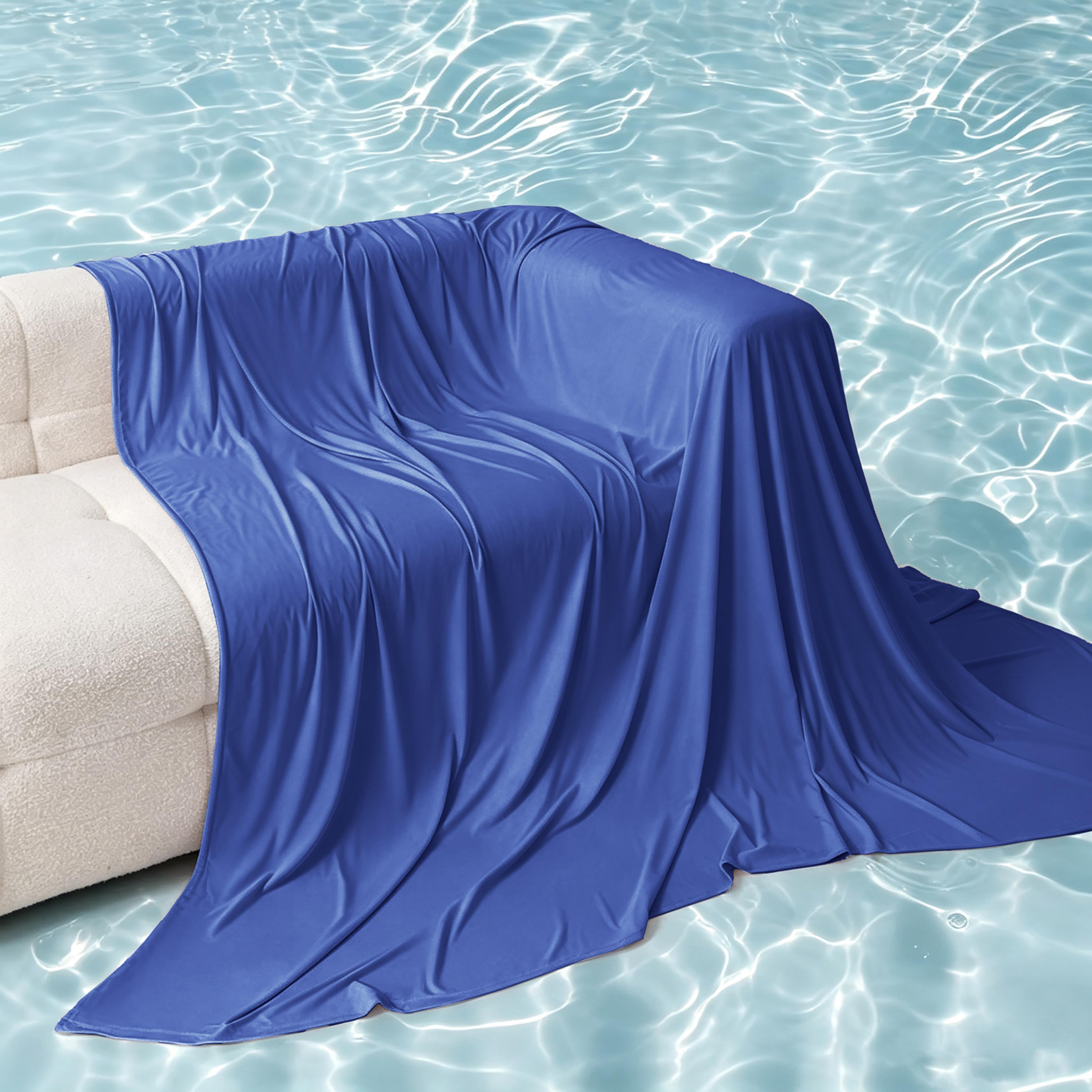 ultra soft cooling blanket ice silk summer blanket for night sweats, lightweight breathable bed throw