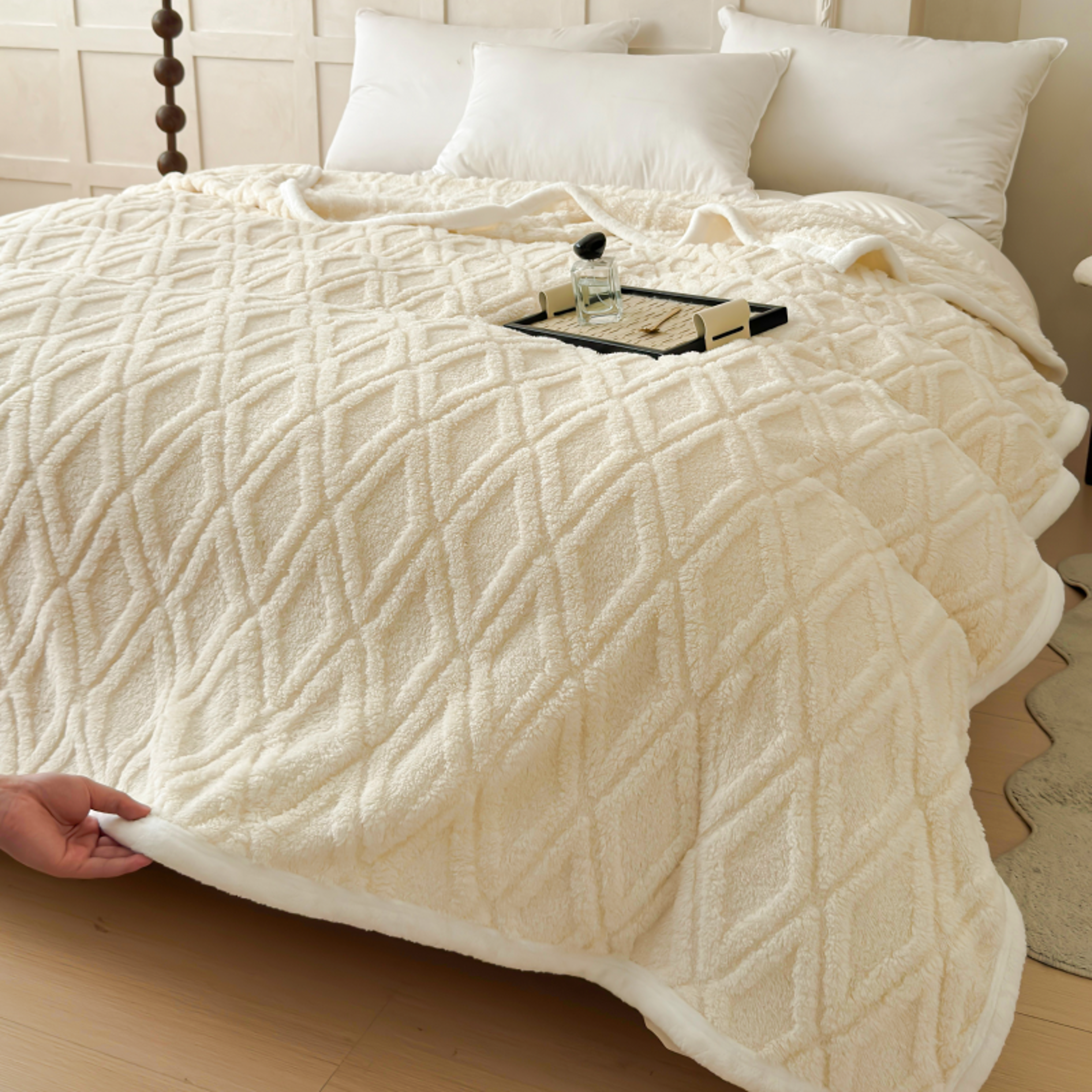 ultra soft lamb fleece blanket cozy flannel throw blanket for bed, sofa & office naps