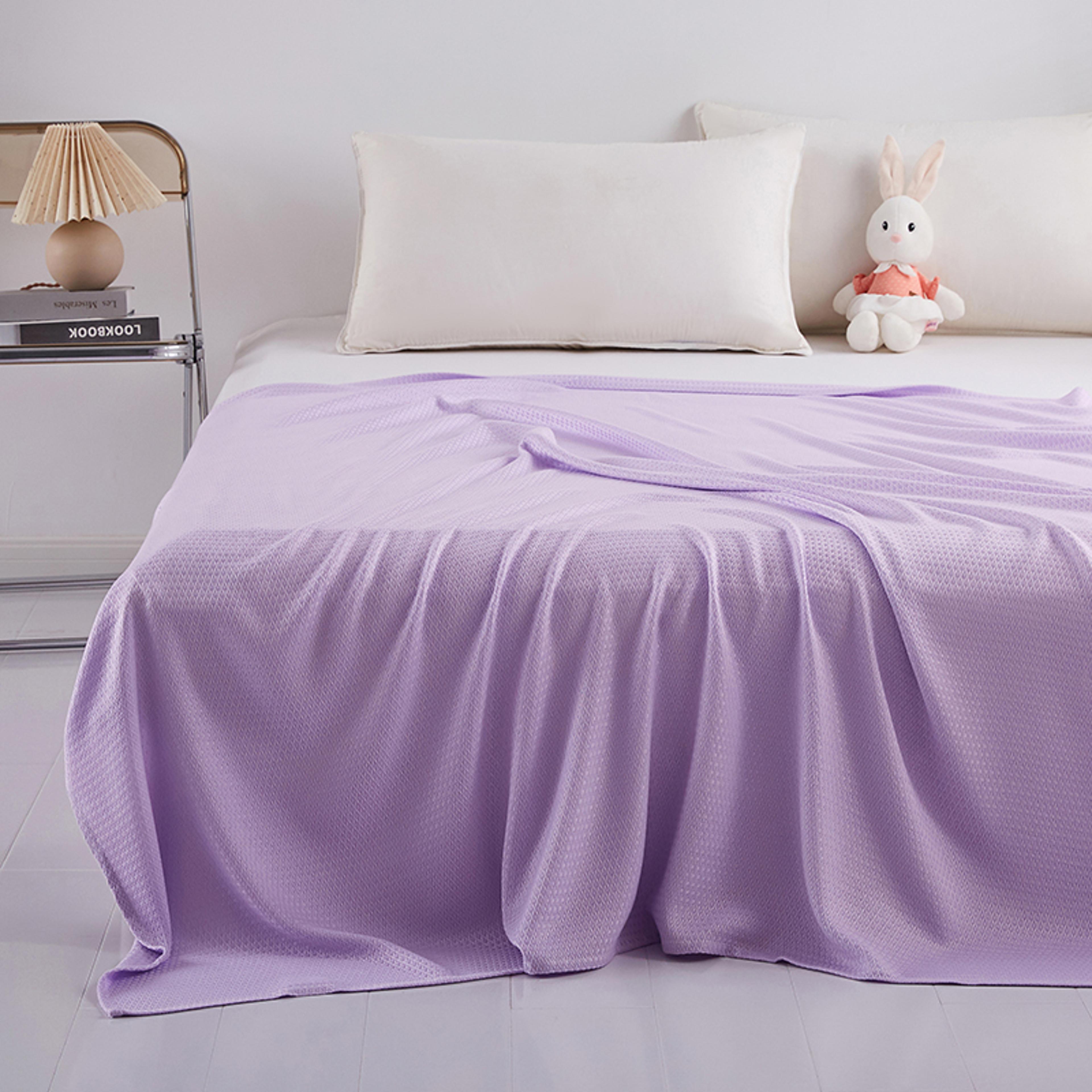 cooling bamboo blanket lightweight breathable summer quilt for hot sleepers