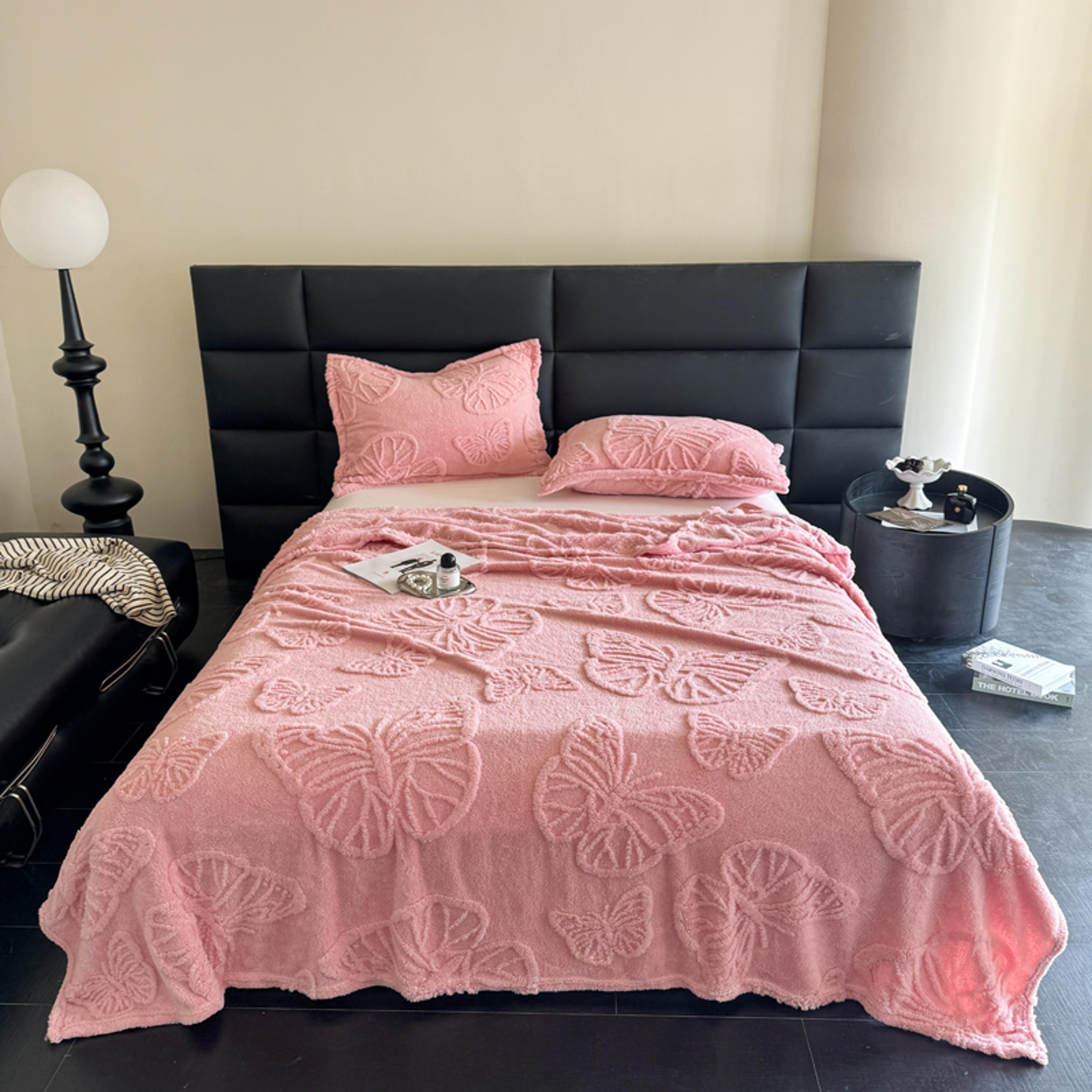 butterfly flannel throw blanket plush soft fleece blanket for sofa, bed & cozy all season comfort