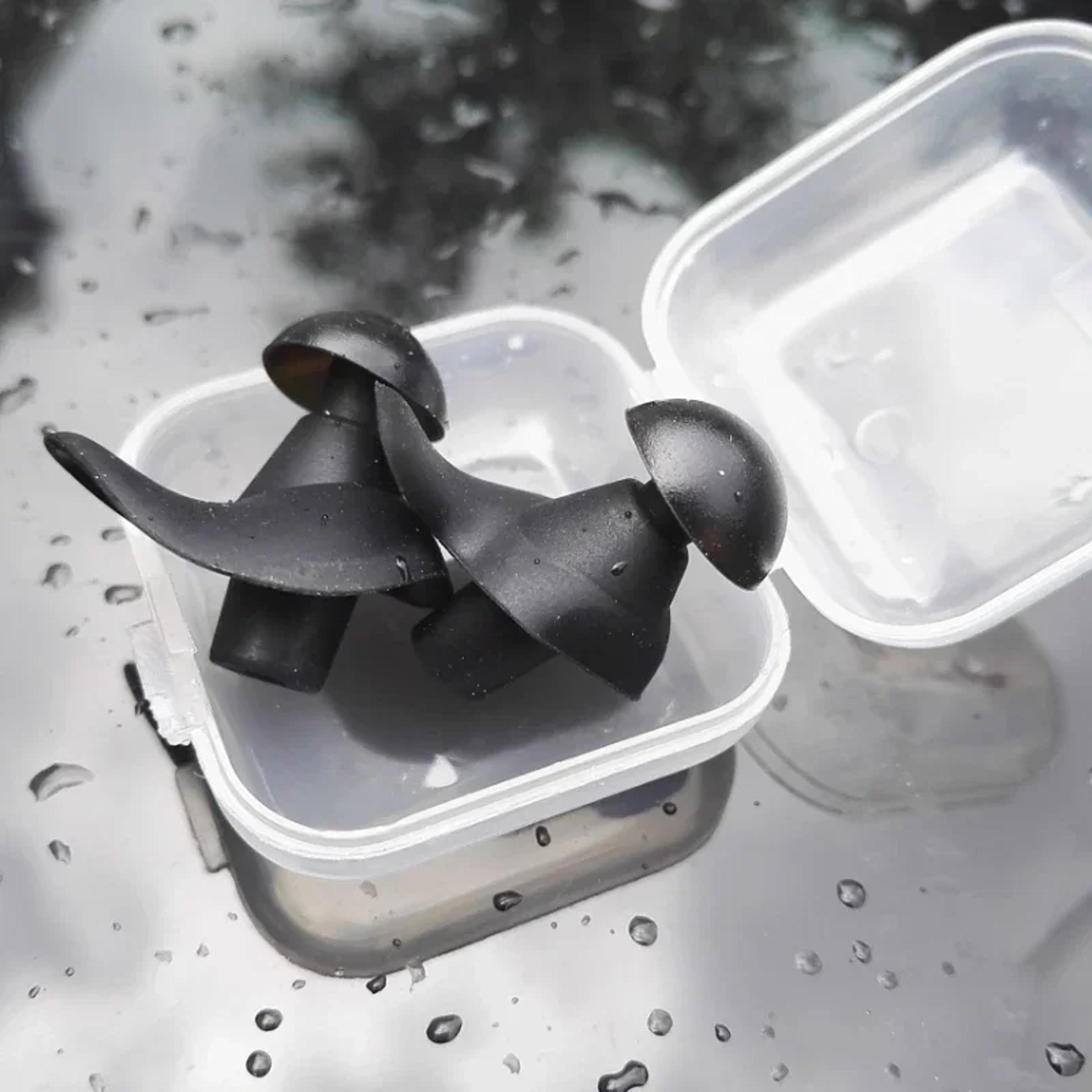 soft swimming earplugs waterproof silicone spiral ear plugs with storage case for swimming & diving