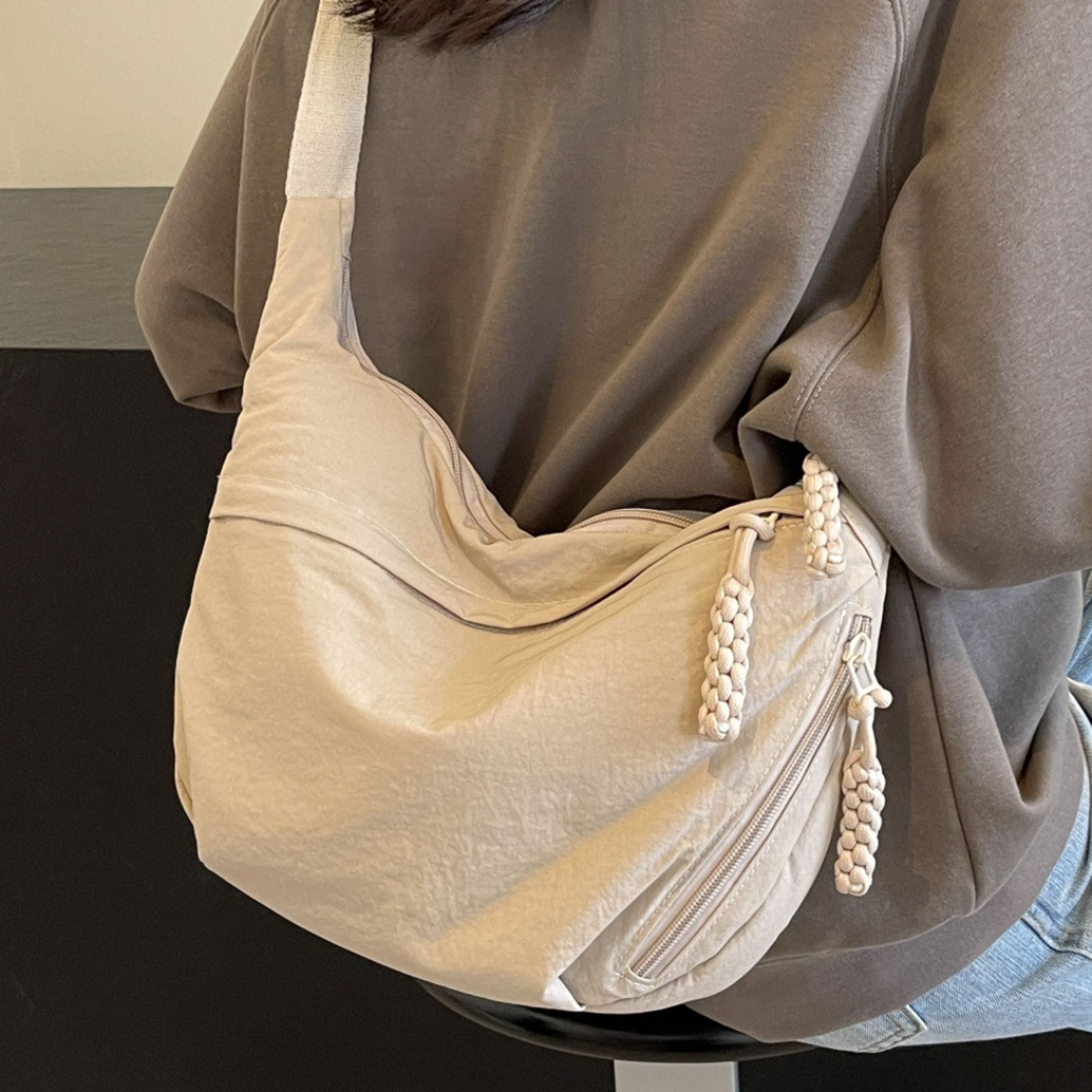 canvas crossbody bag large capacity shoulder hobo bag for everyday travel