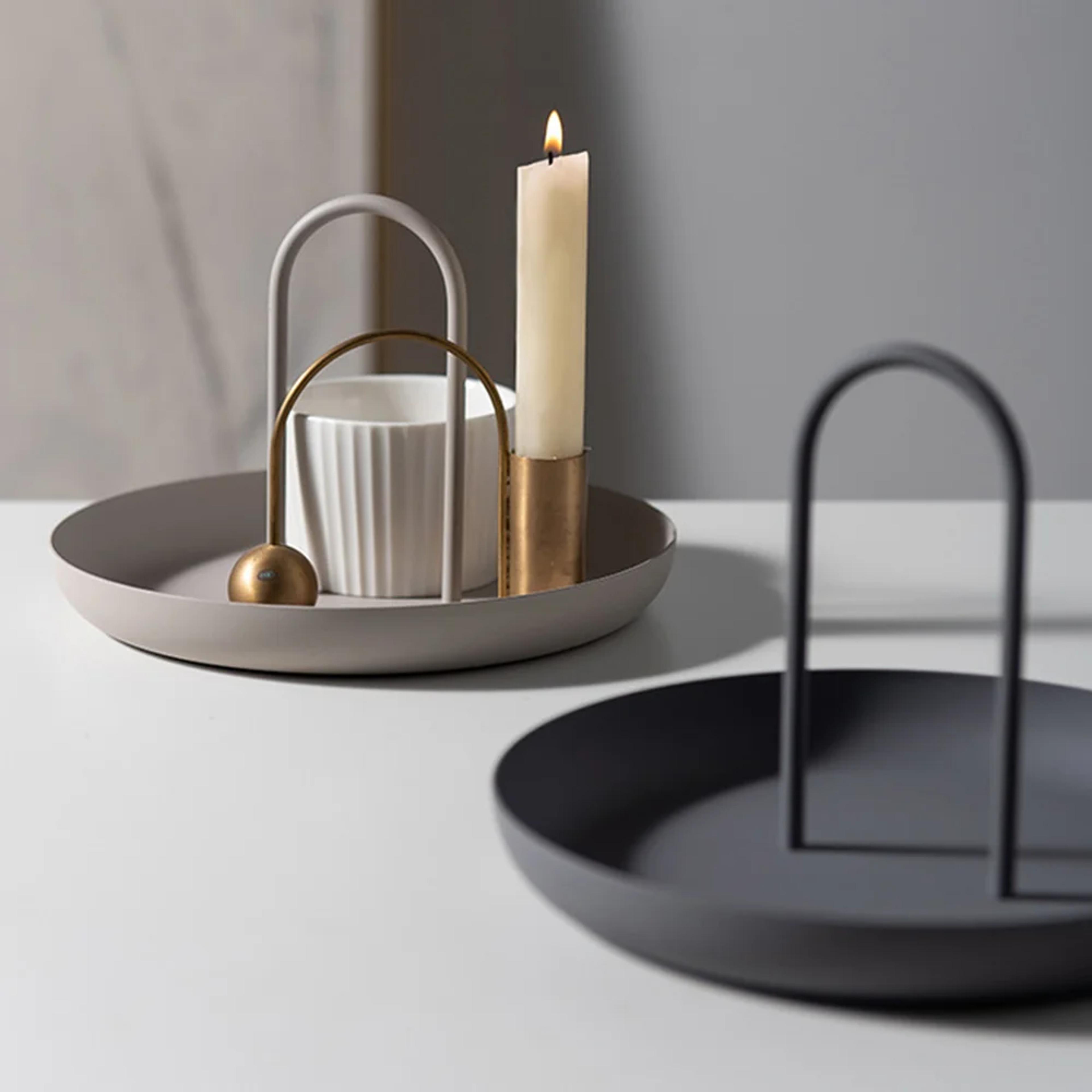 round decorative tray with handle, vanity tray and jewelry organizer for desktop storage