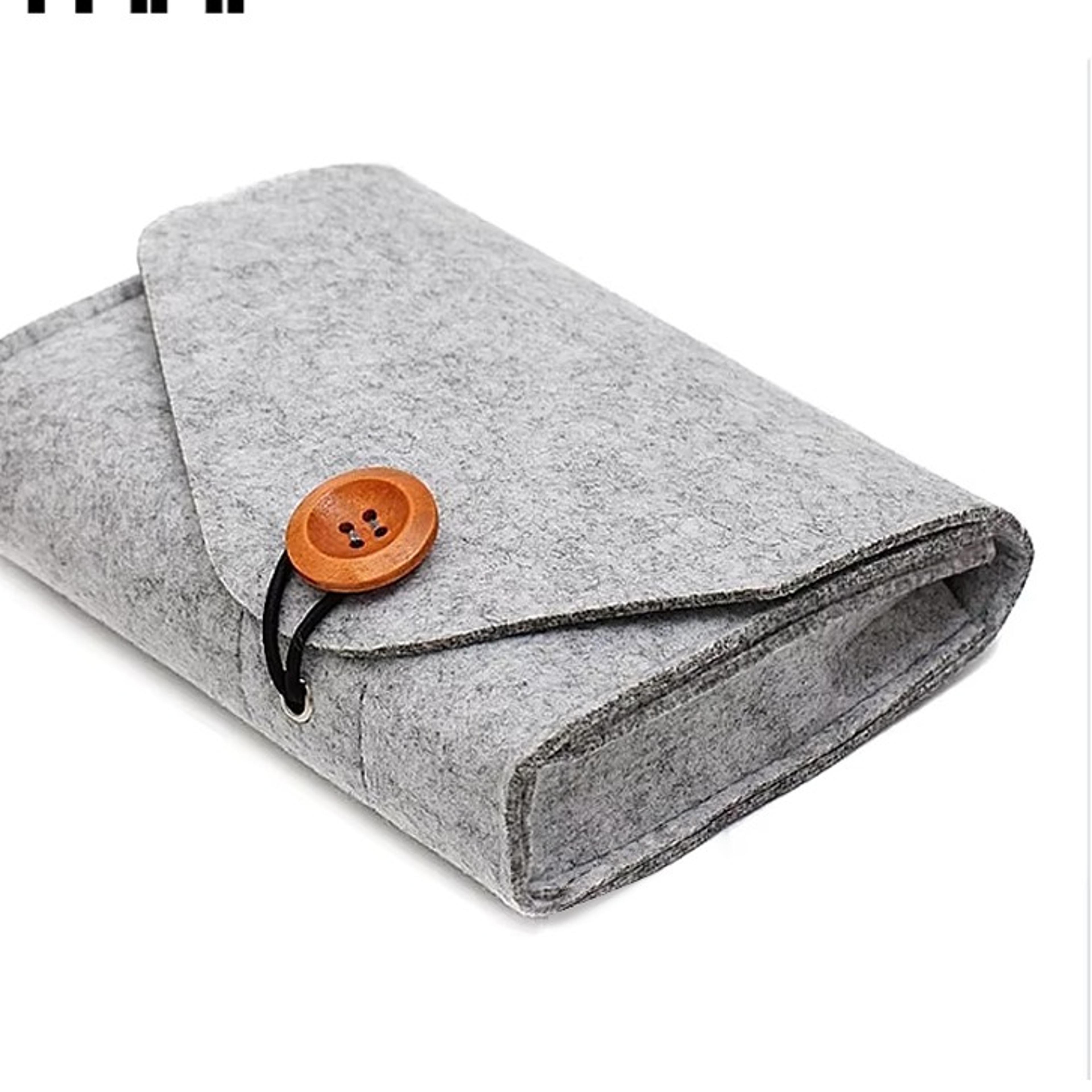portable case and electronics organizer for chargers, cables and accessories