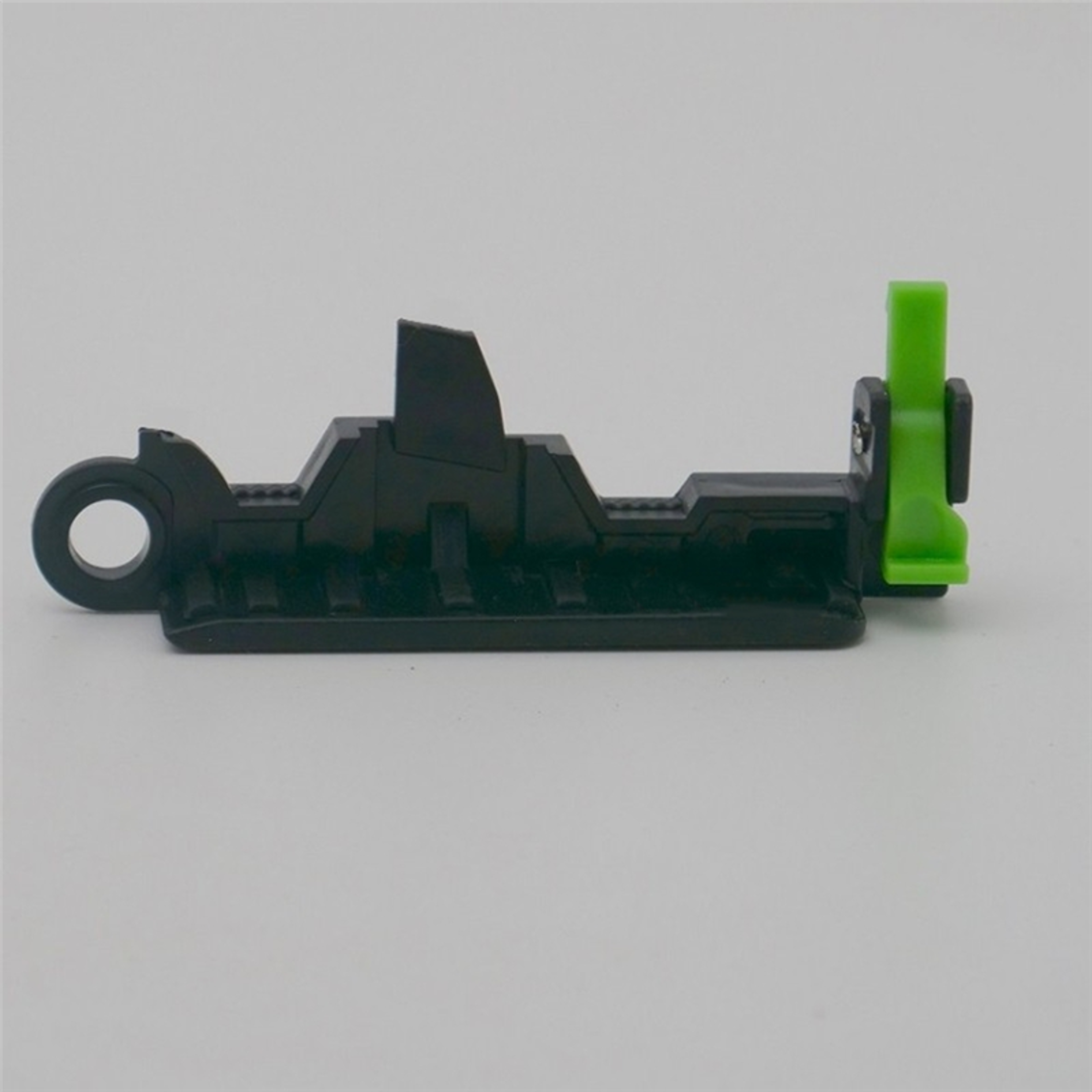 roomba cleaning head module latch replacement