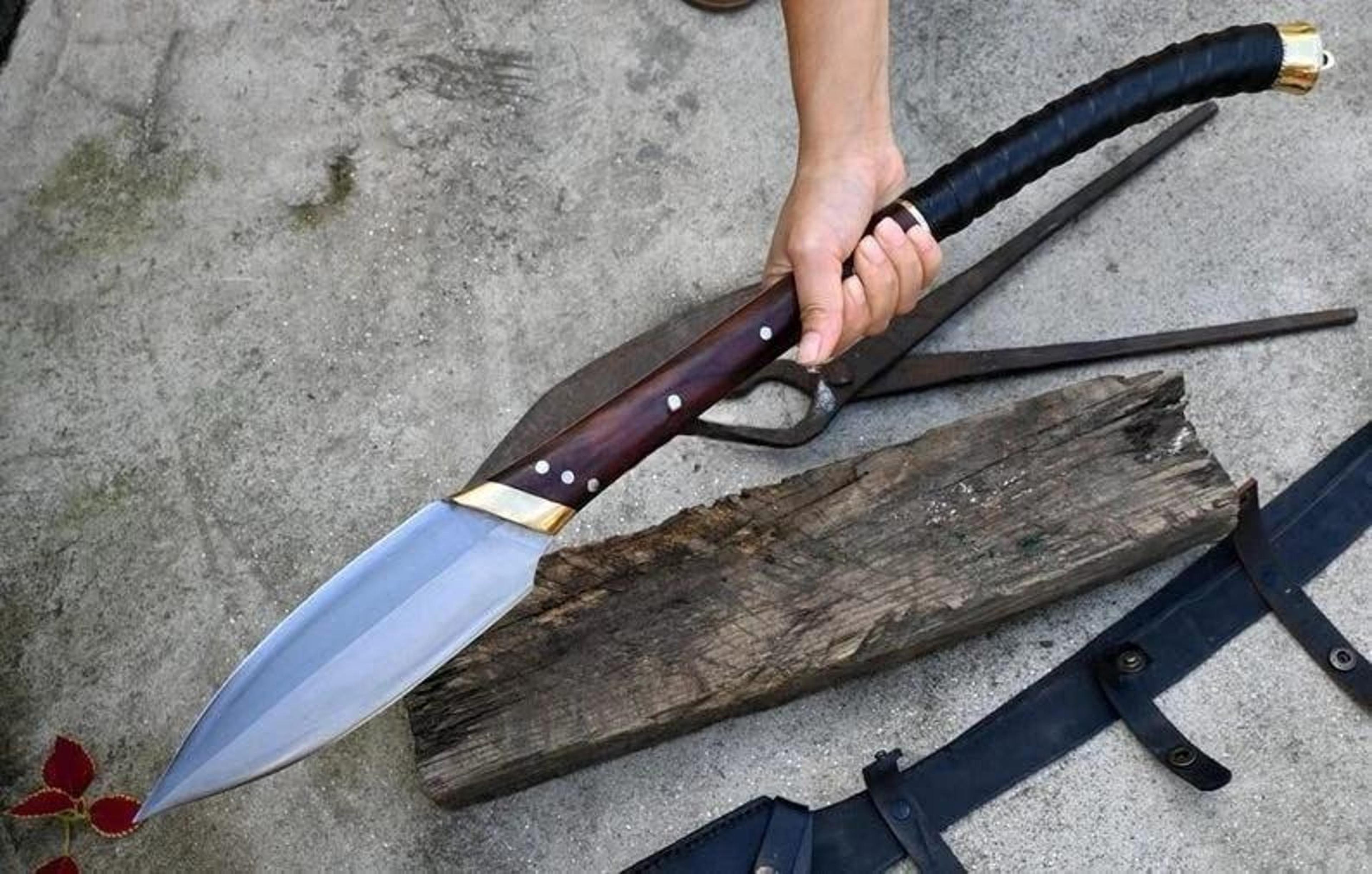 handcrafted high carbon steel hunting spear with rosewood shaft, leather-wrapped grip & sheath for collector display