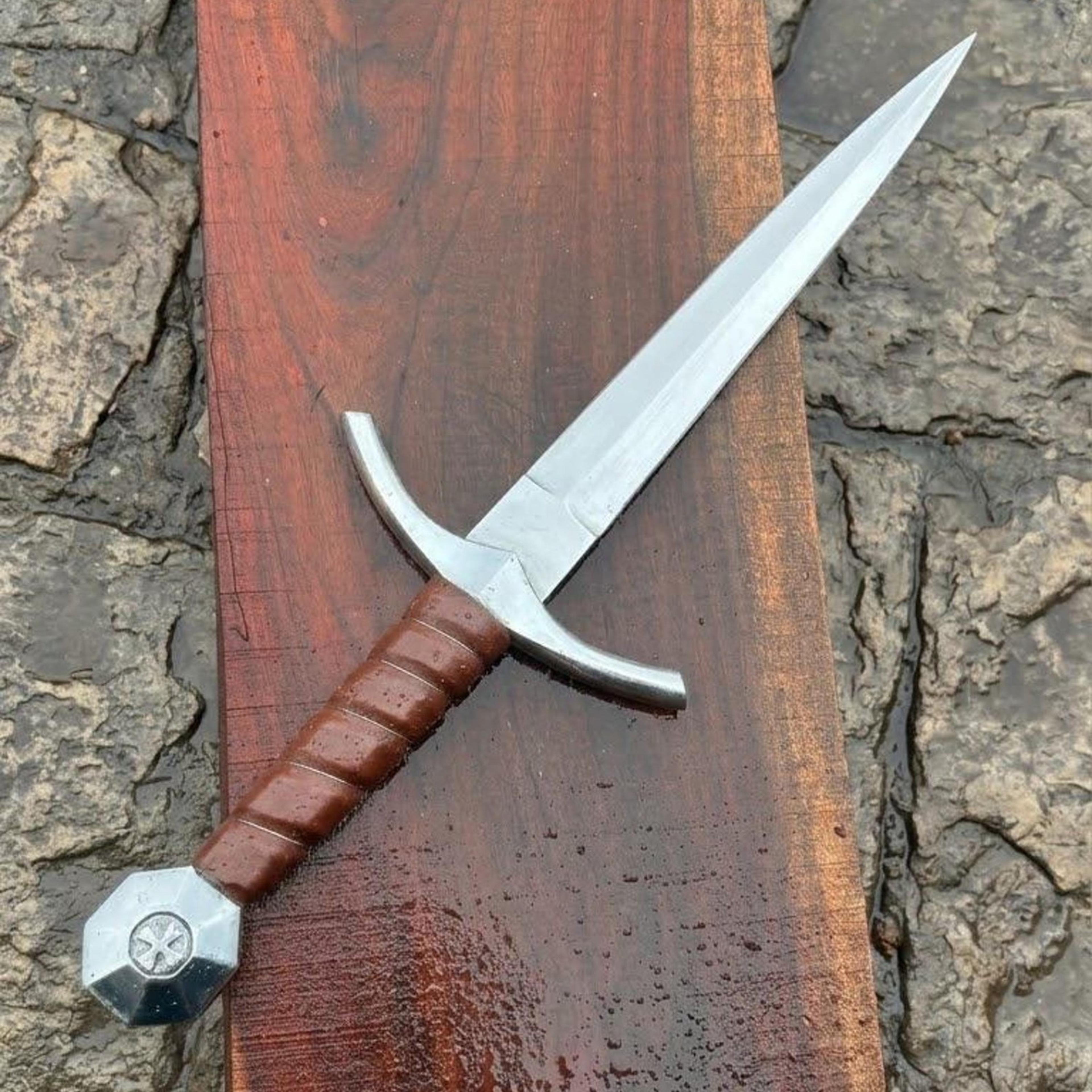 accolade knights templar dagger 18 inch 1080 high carbon steel blade silver plated crossguard