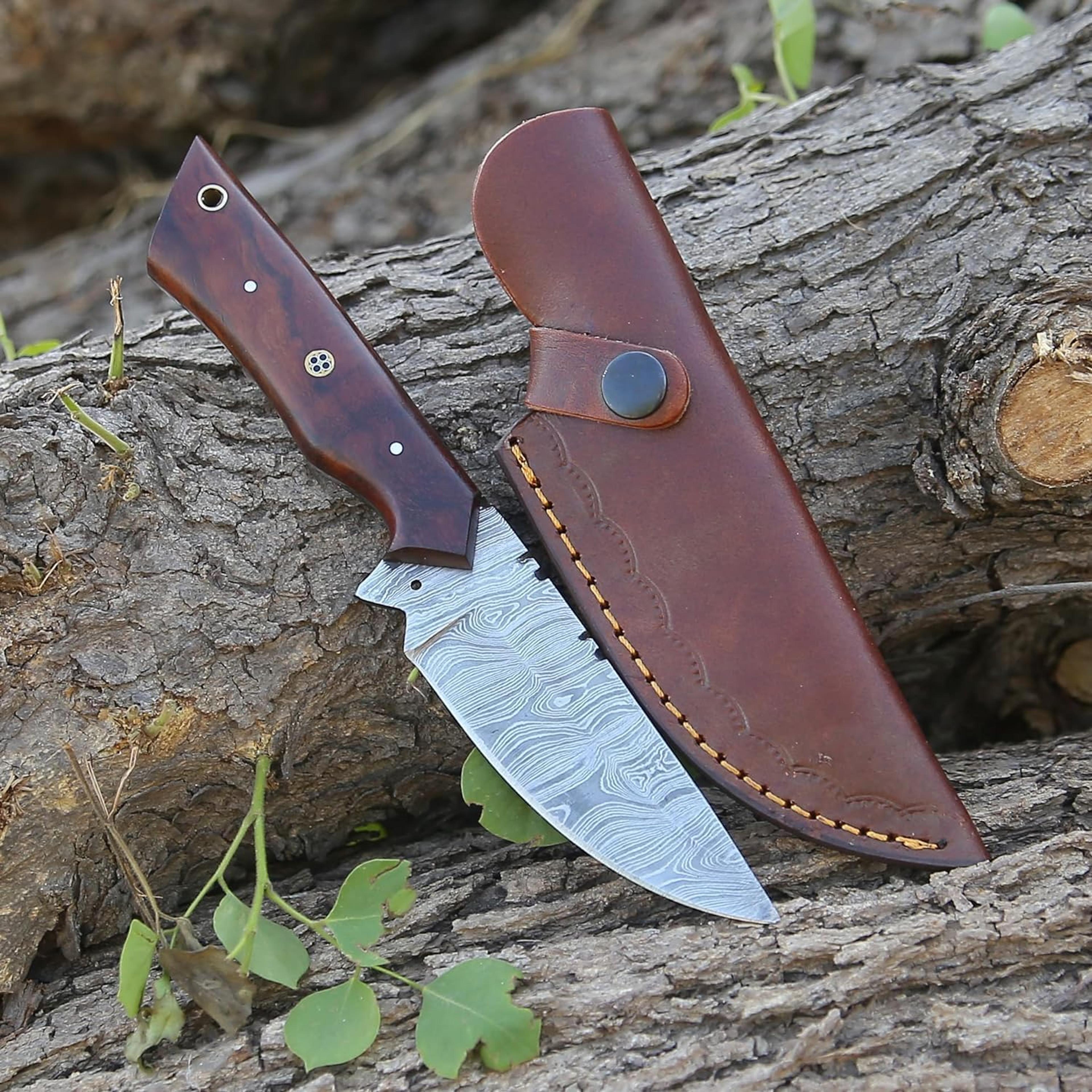 handcrafted premium damascus steel fixed blade hunting knives with leather sheath perfect for edc camping