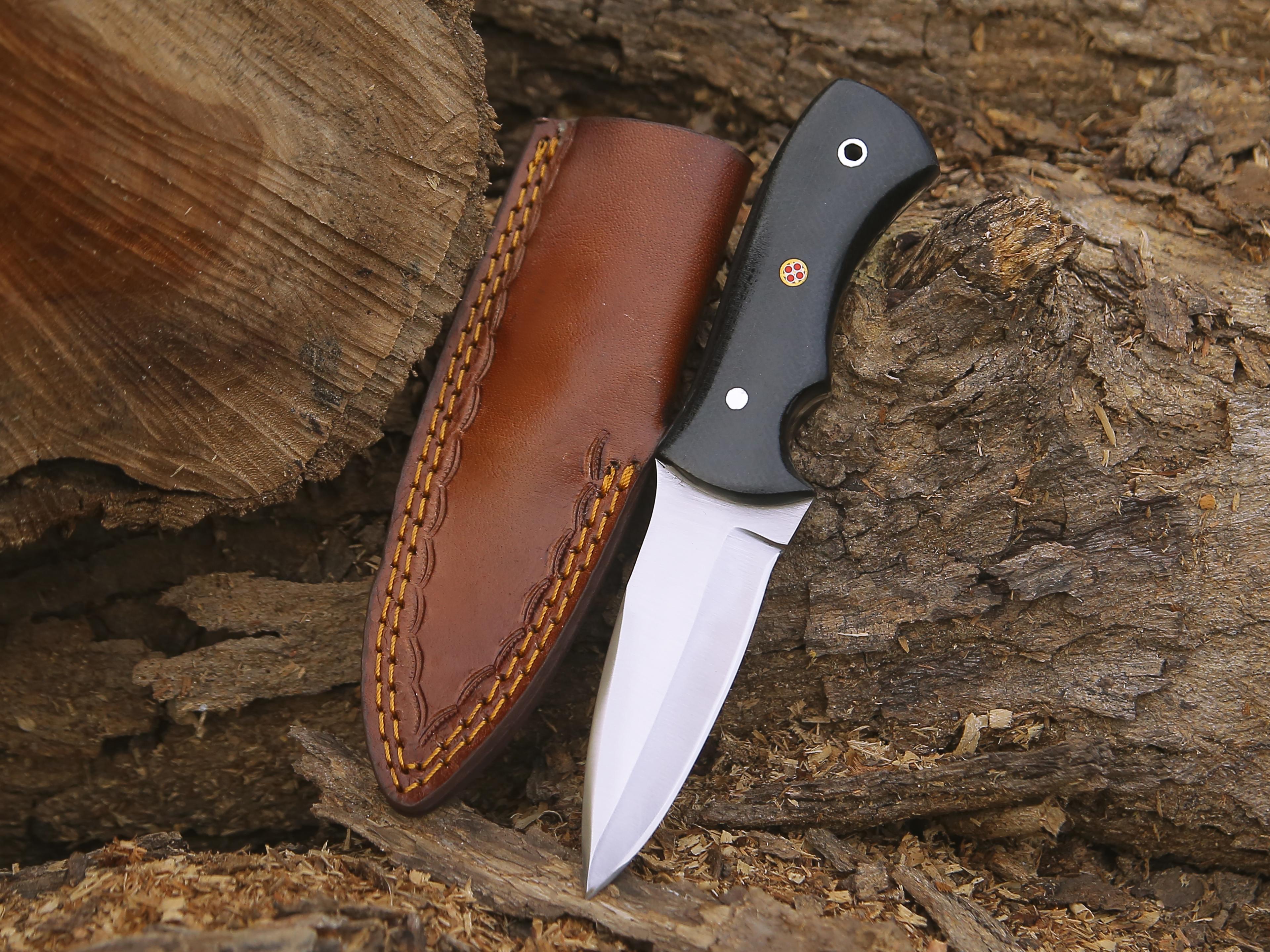 handmade d2 steel fixed blade skinning hunting knife with gut hook best for outdoor camping (black micarta))