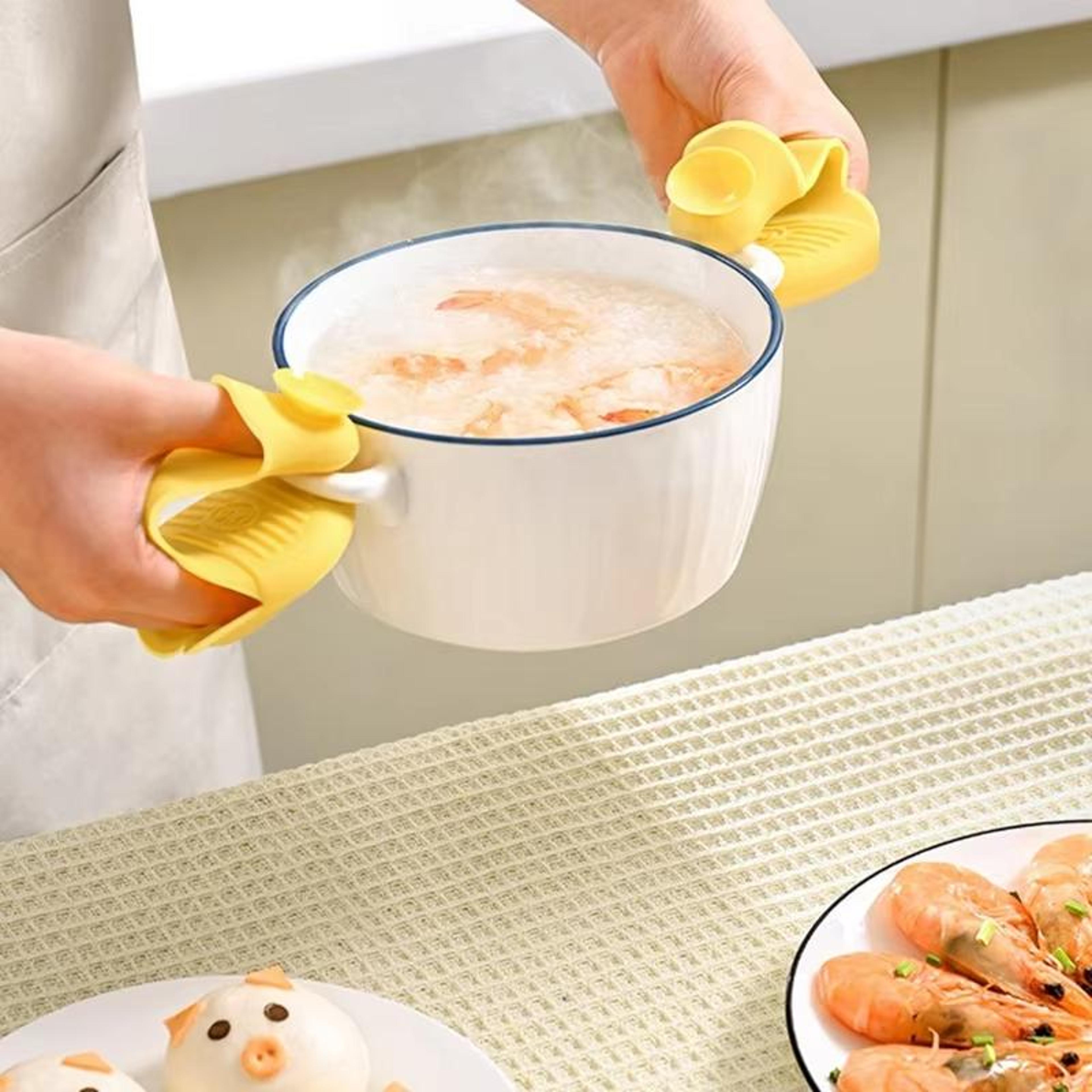 heart shaped silicone oven mitts heat resistant anti scald hot bowl holder set