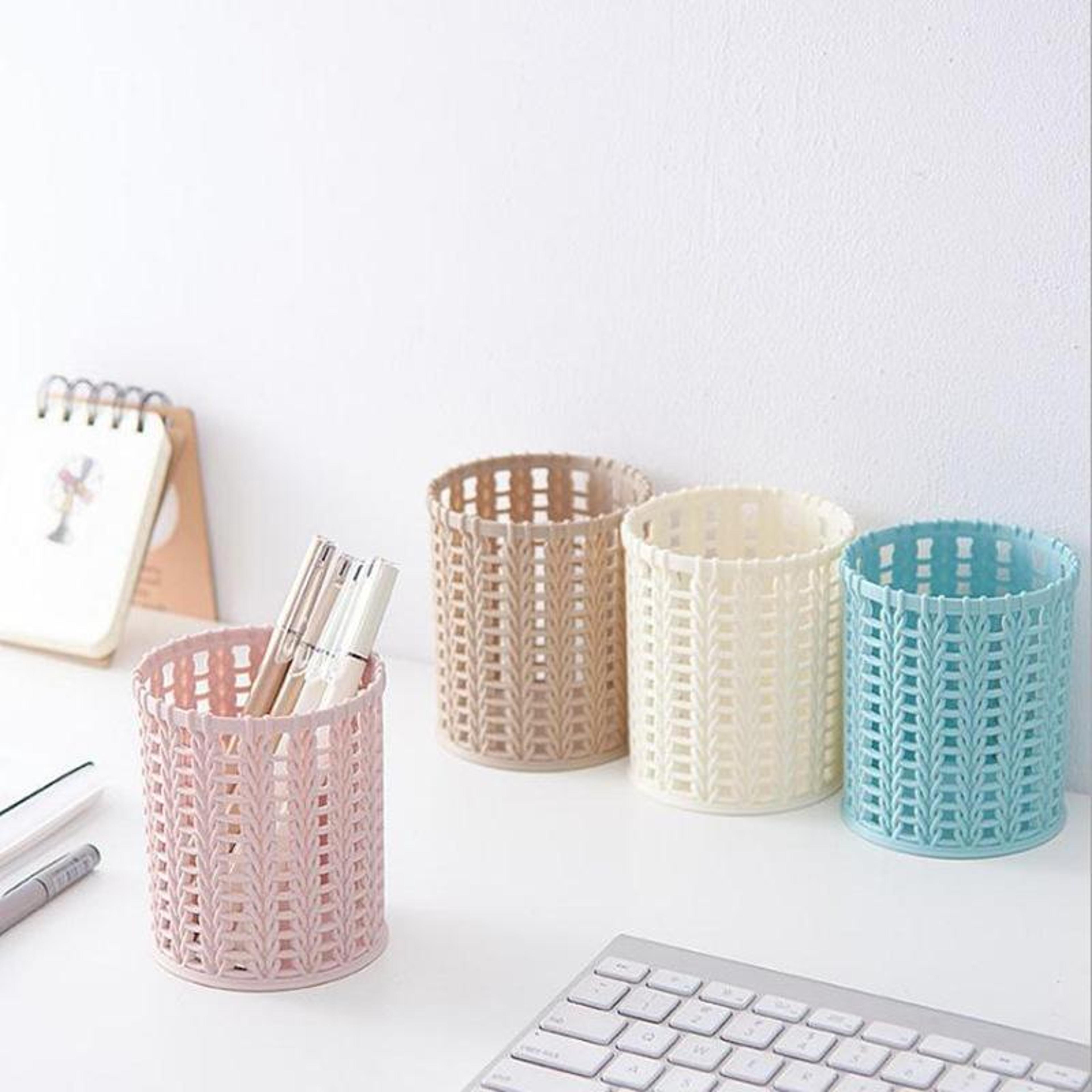 minimalist desk organizer pen holder & makeup brush storage cup