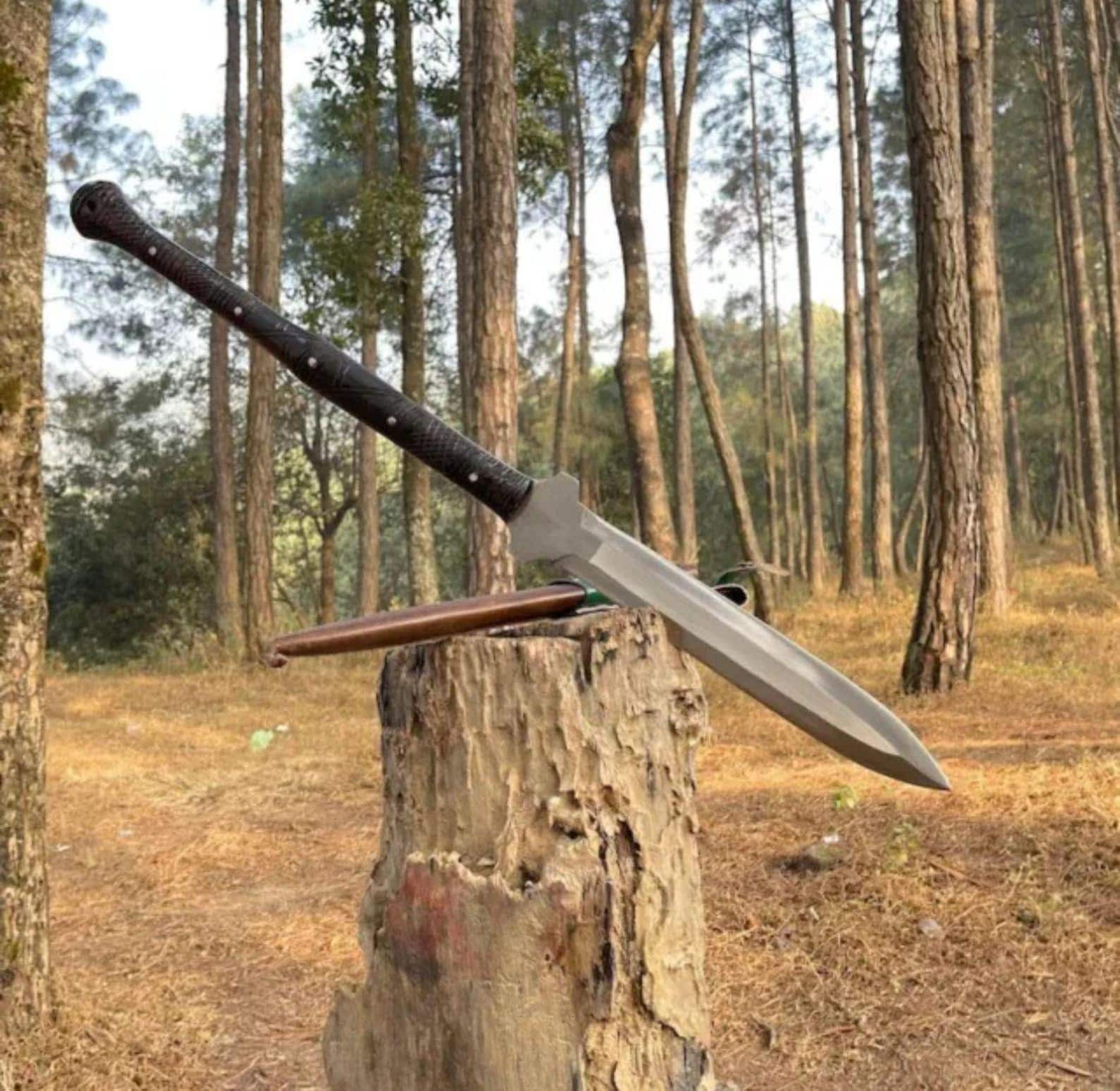 handmade high carbon steel spear 35" with rosewood handle & leather sheath