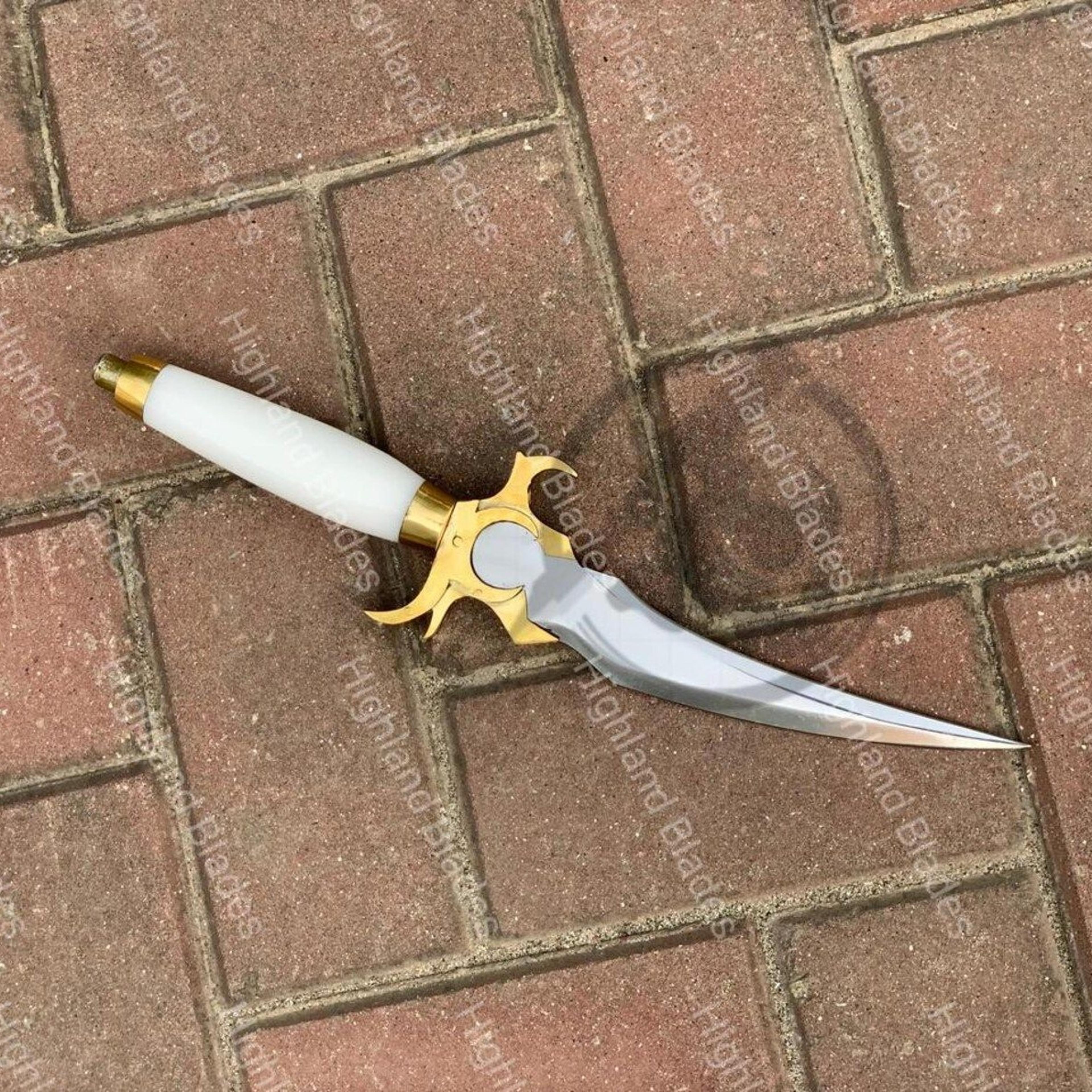 18in white & gold persian fantasy dagger with curved steel blade and sculpted guard