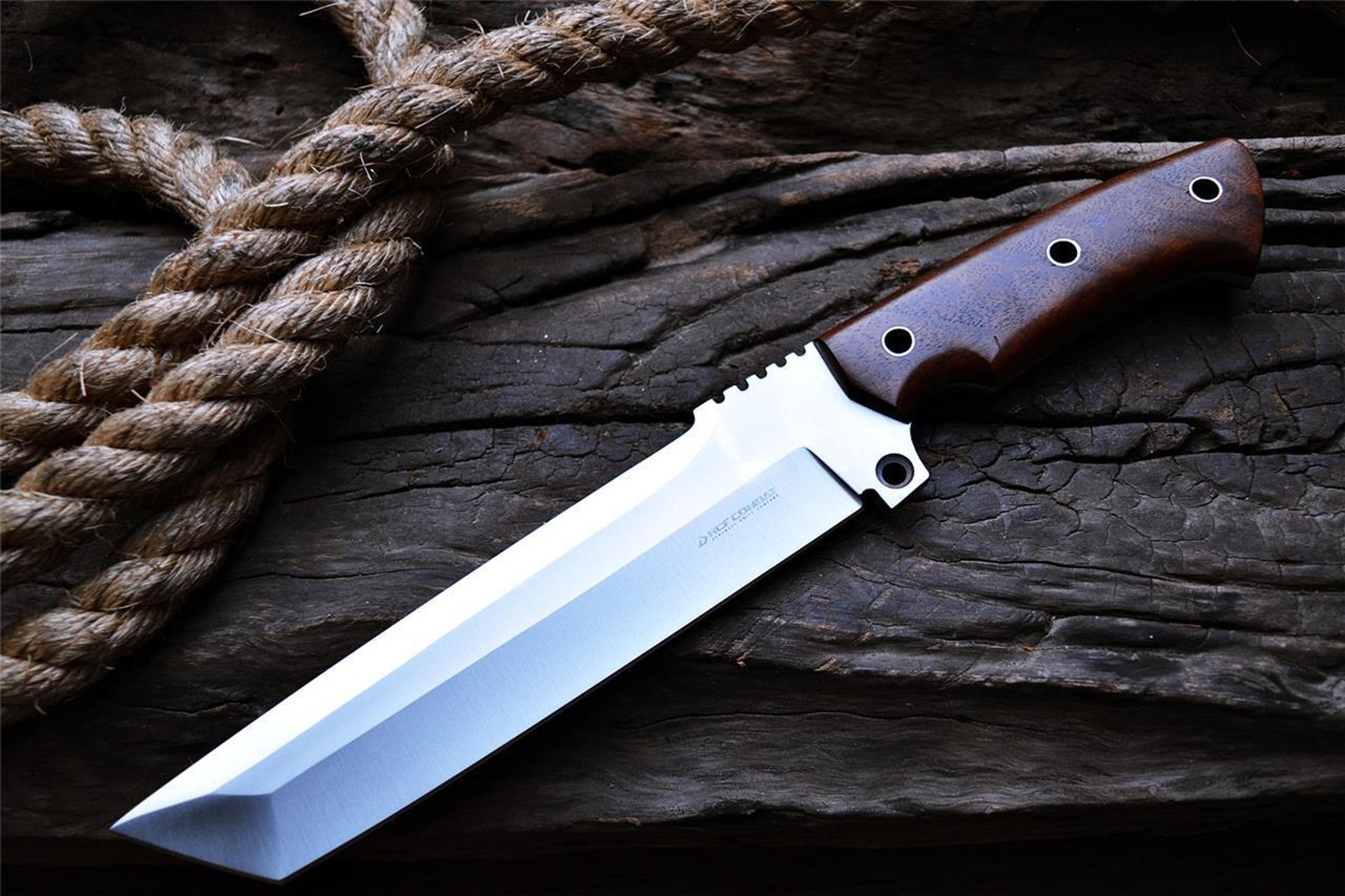"custom handmade premium d2 tool steel blade hunting tracker knive / gift for him"