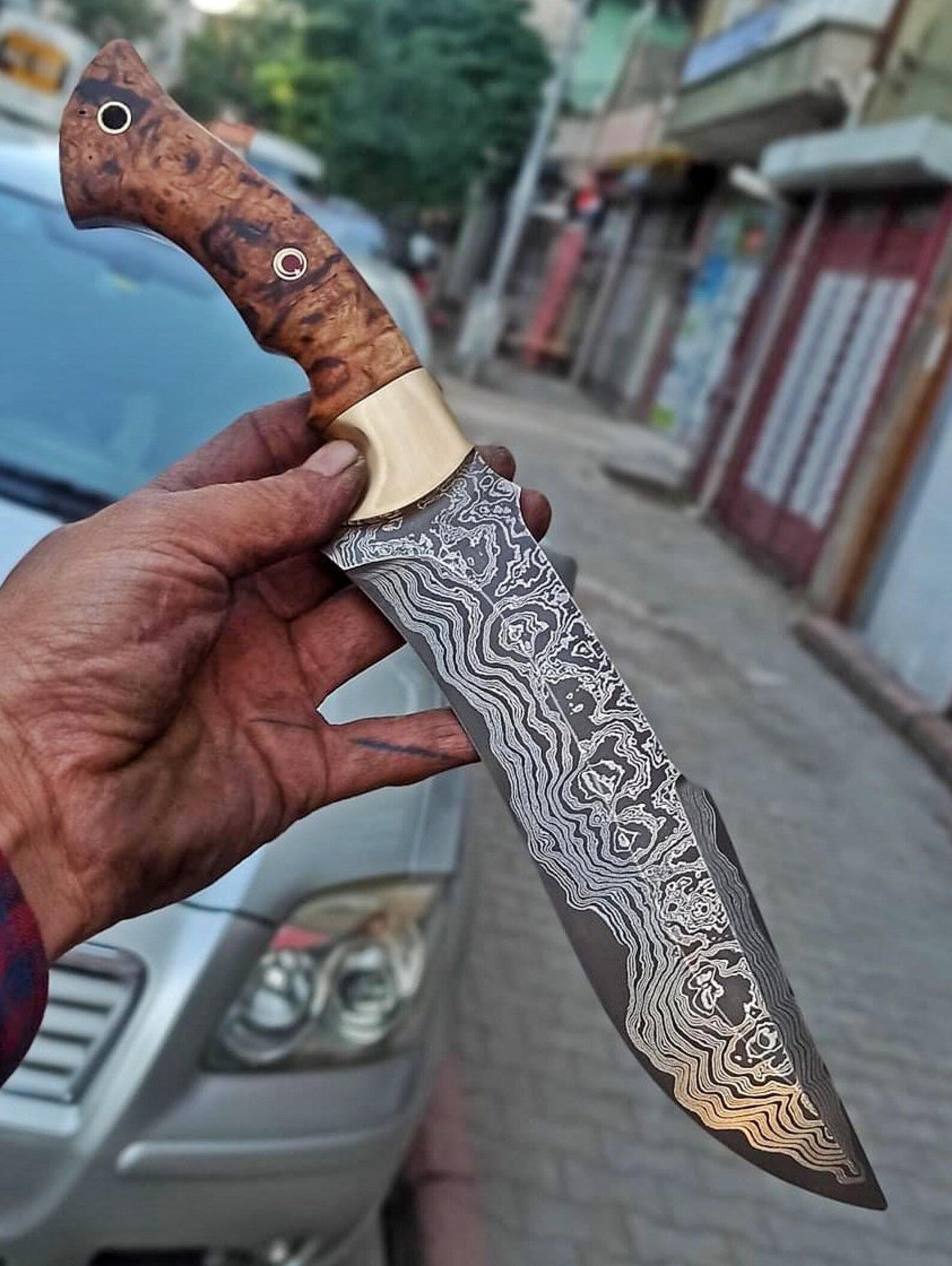 premium 150 layer damascus steel hunting knife with full tang chestnut grip