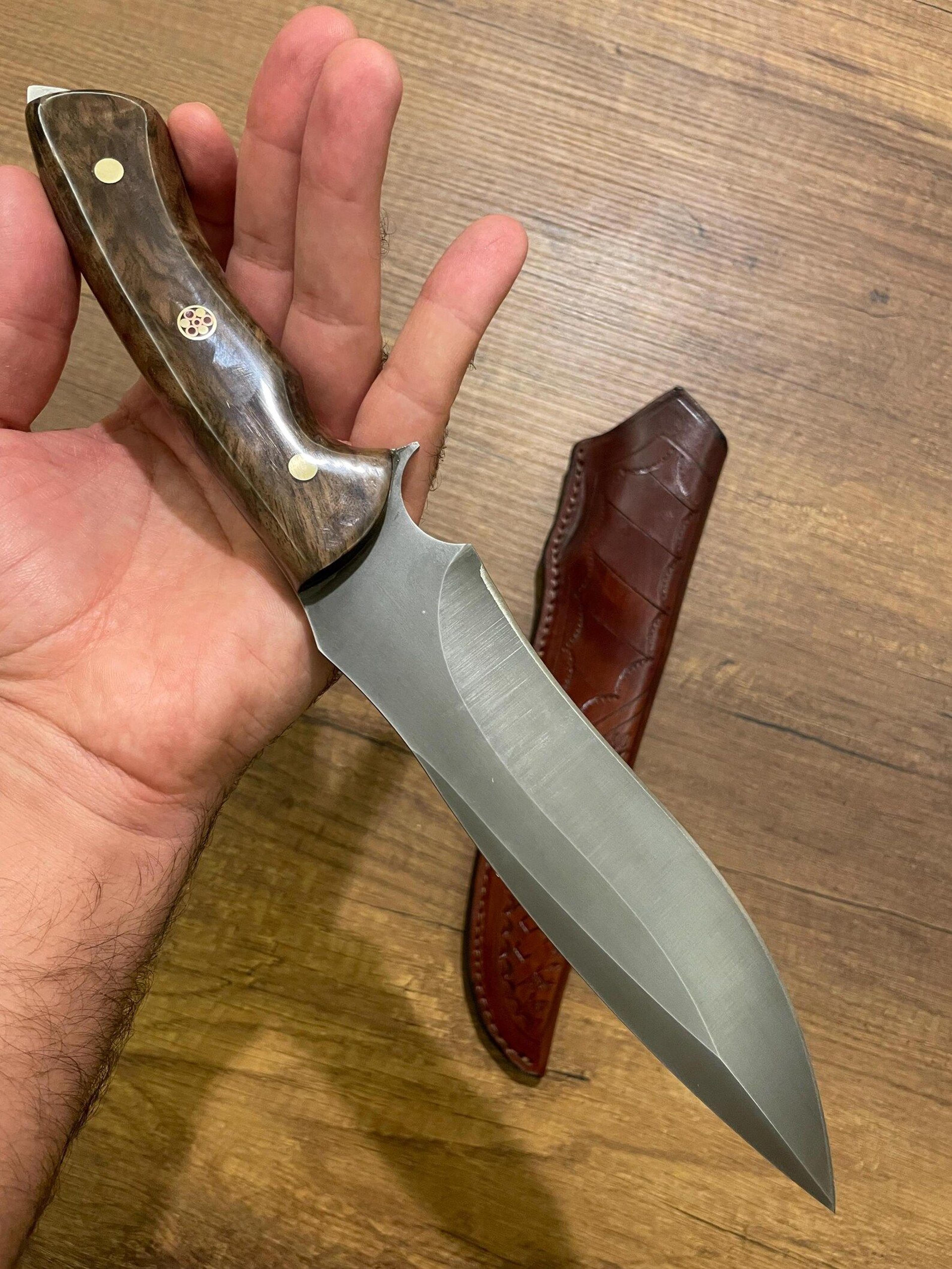 heavy duty camping hunting knife with walnut wood grip & leather sheath