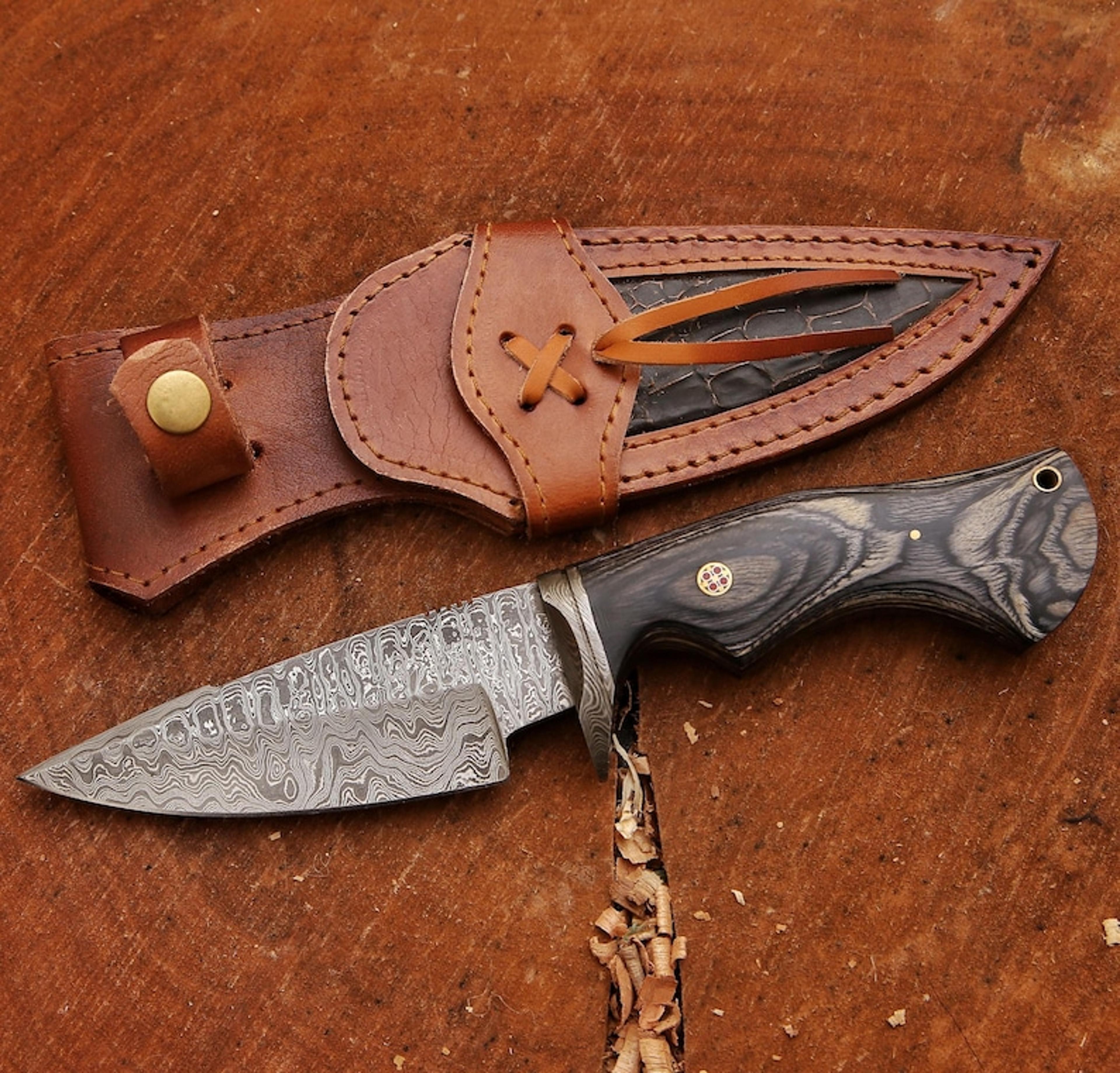 damascus knife - personalized gifts for him - hunting knife - groomsmen gifts - handmade knife- gifts for men- customize