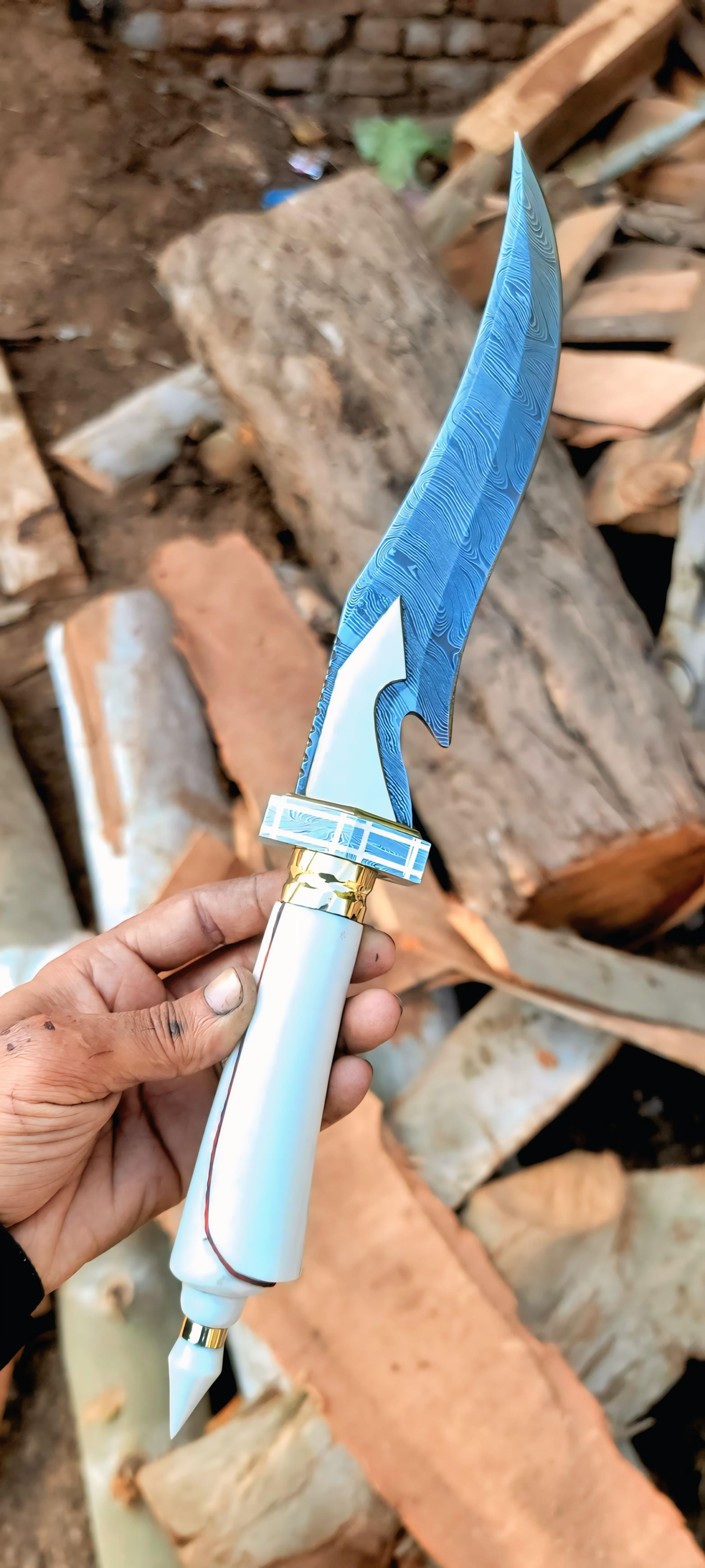 handmade damascus steel hunting knife gift for men - best hunting knife ideal for camping and outdoors