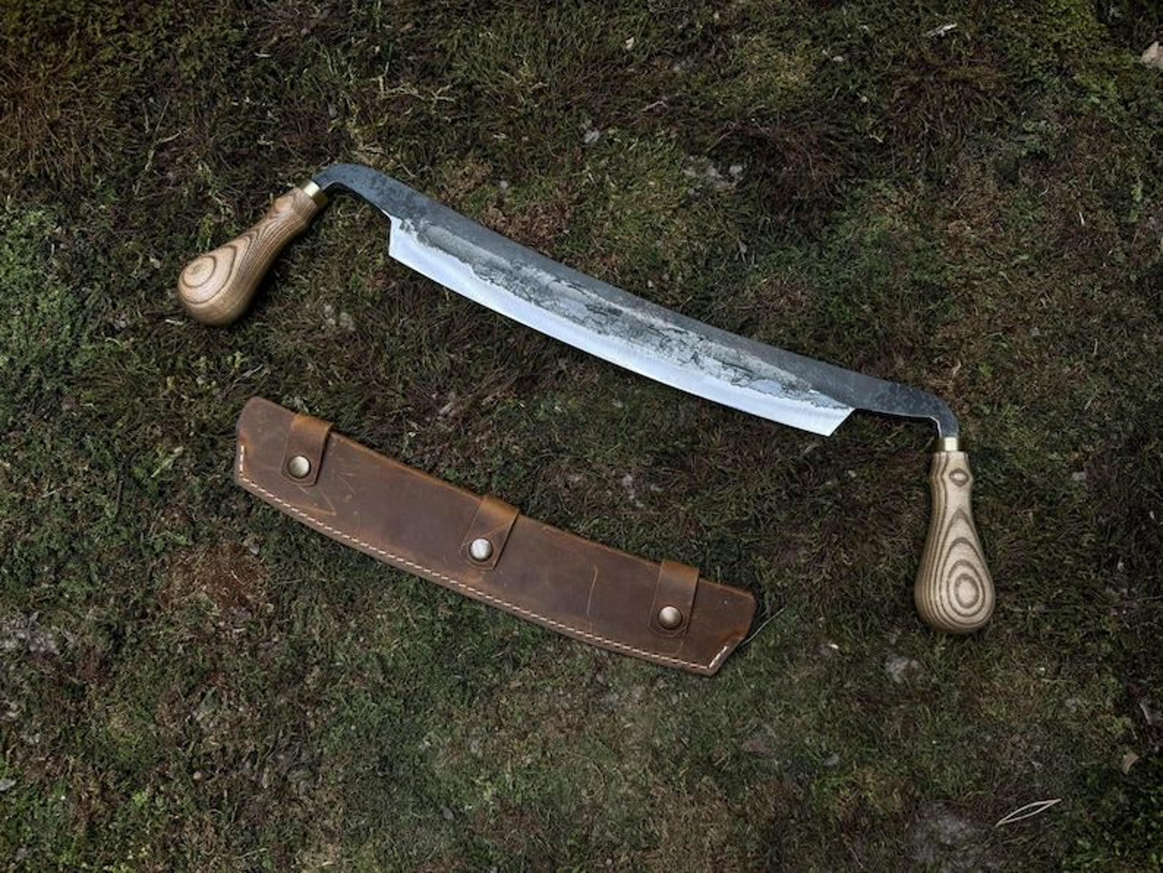big drawknife with leather case. wood carving knife. spoons, bowls carving drawknife. carpentry knife. hand forged blade