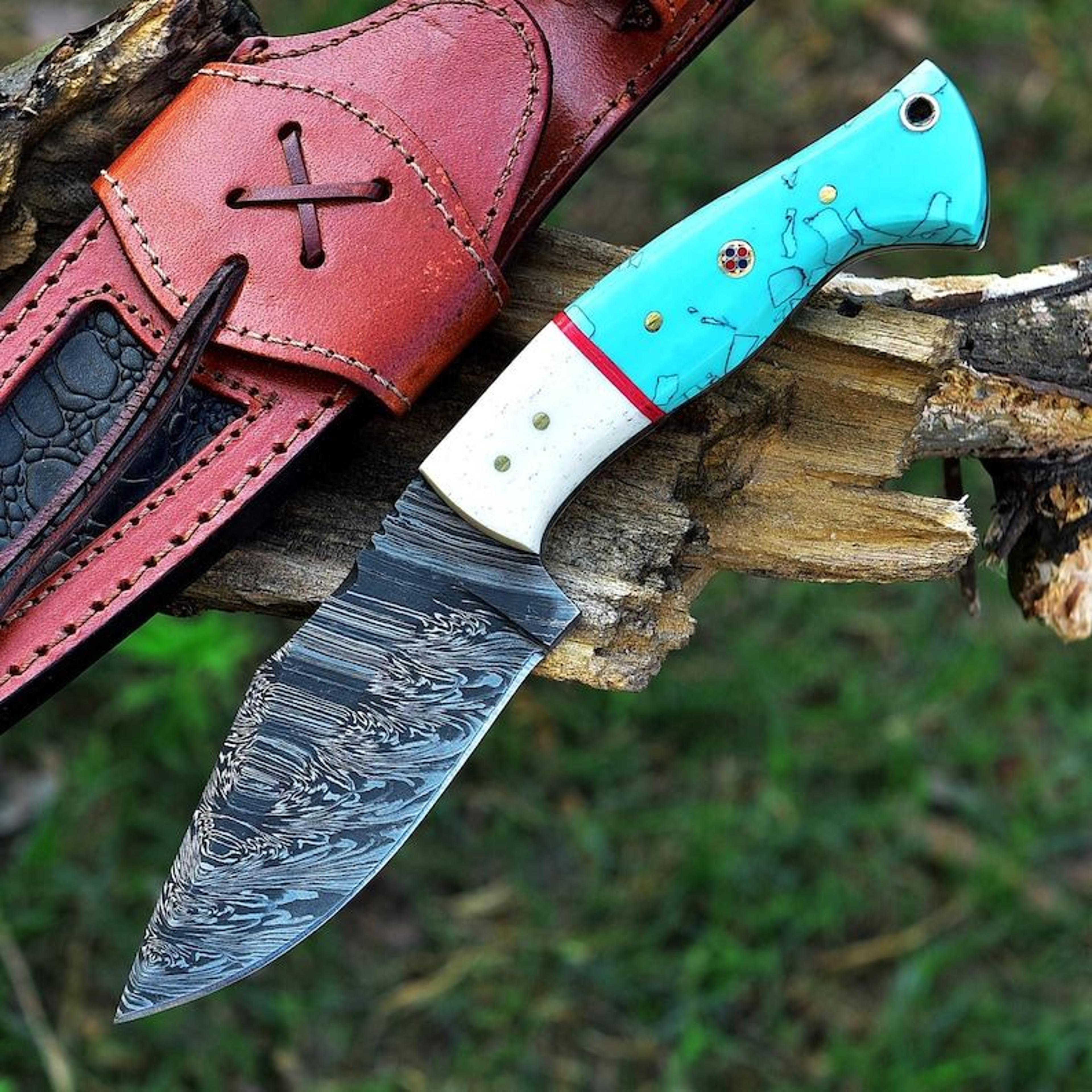 handmade damascus steel knife, pocket knife, hunting knife, camping knife, buffalo horn handle, gift for men