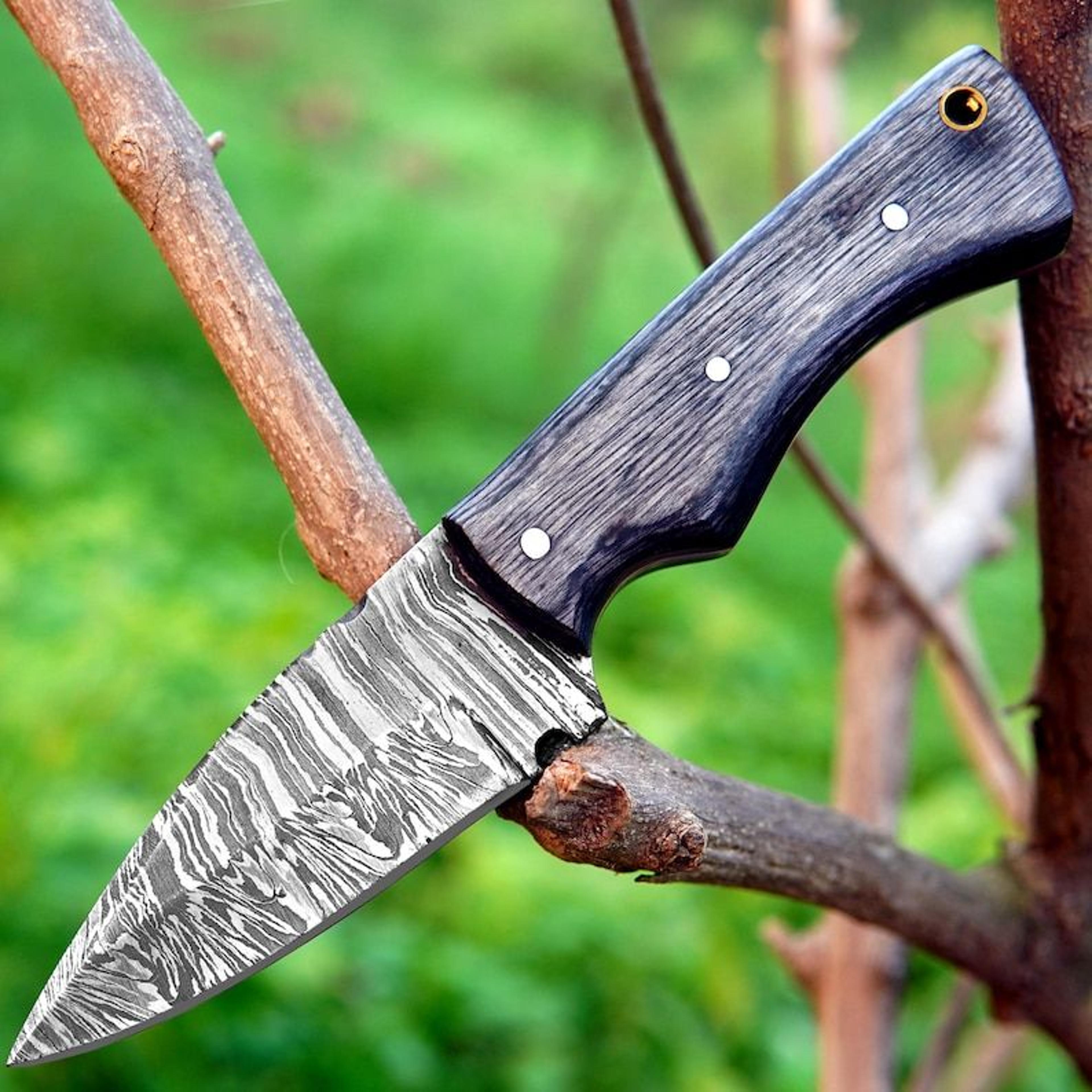 handmade damascus steel hunting knife – edc pocket knife with pakka wood handle – ideal for skinning, anniversary gift