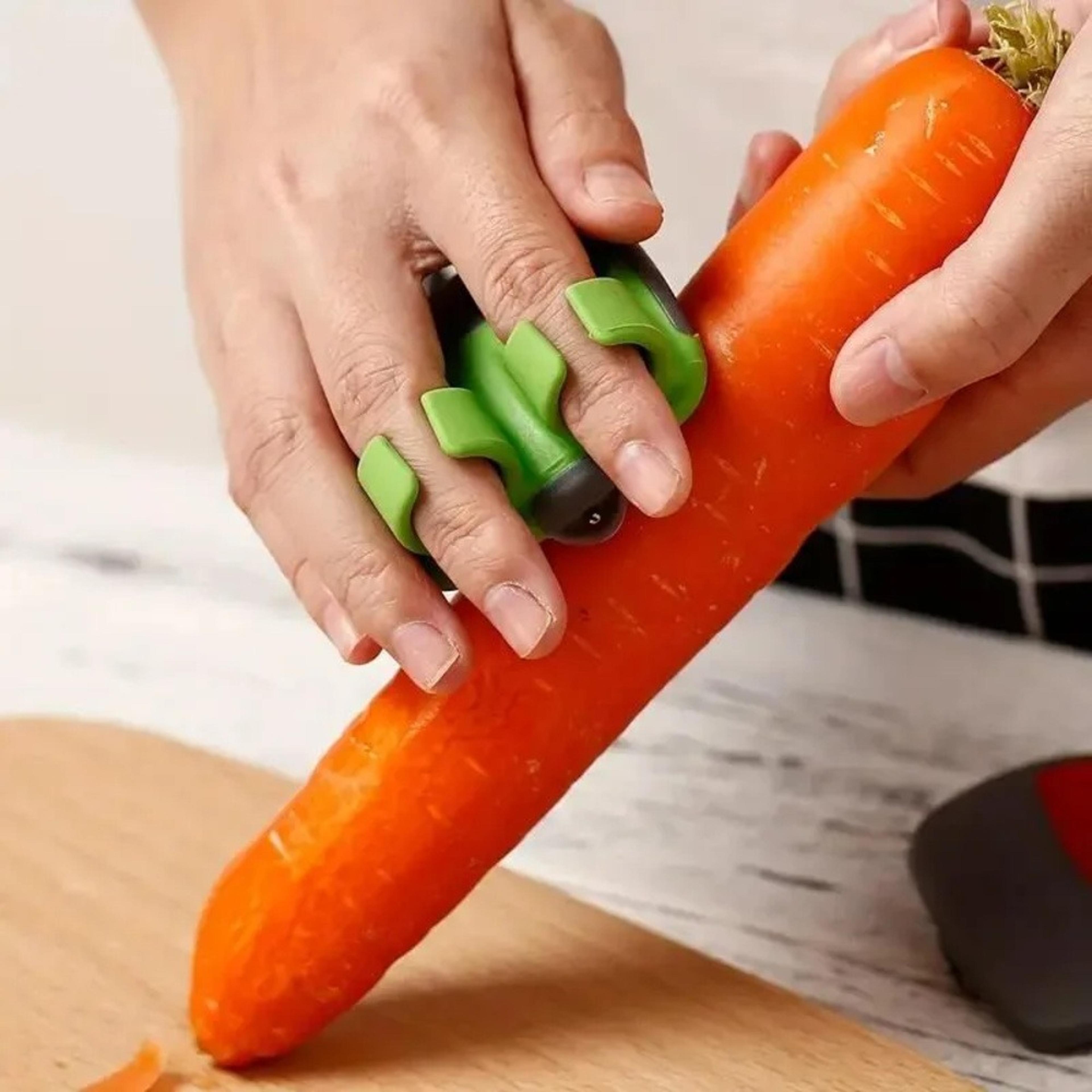 ergonomic black & green kitchen peeler with sharp blade – non-slip grip