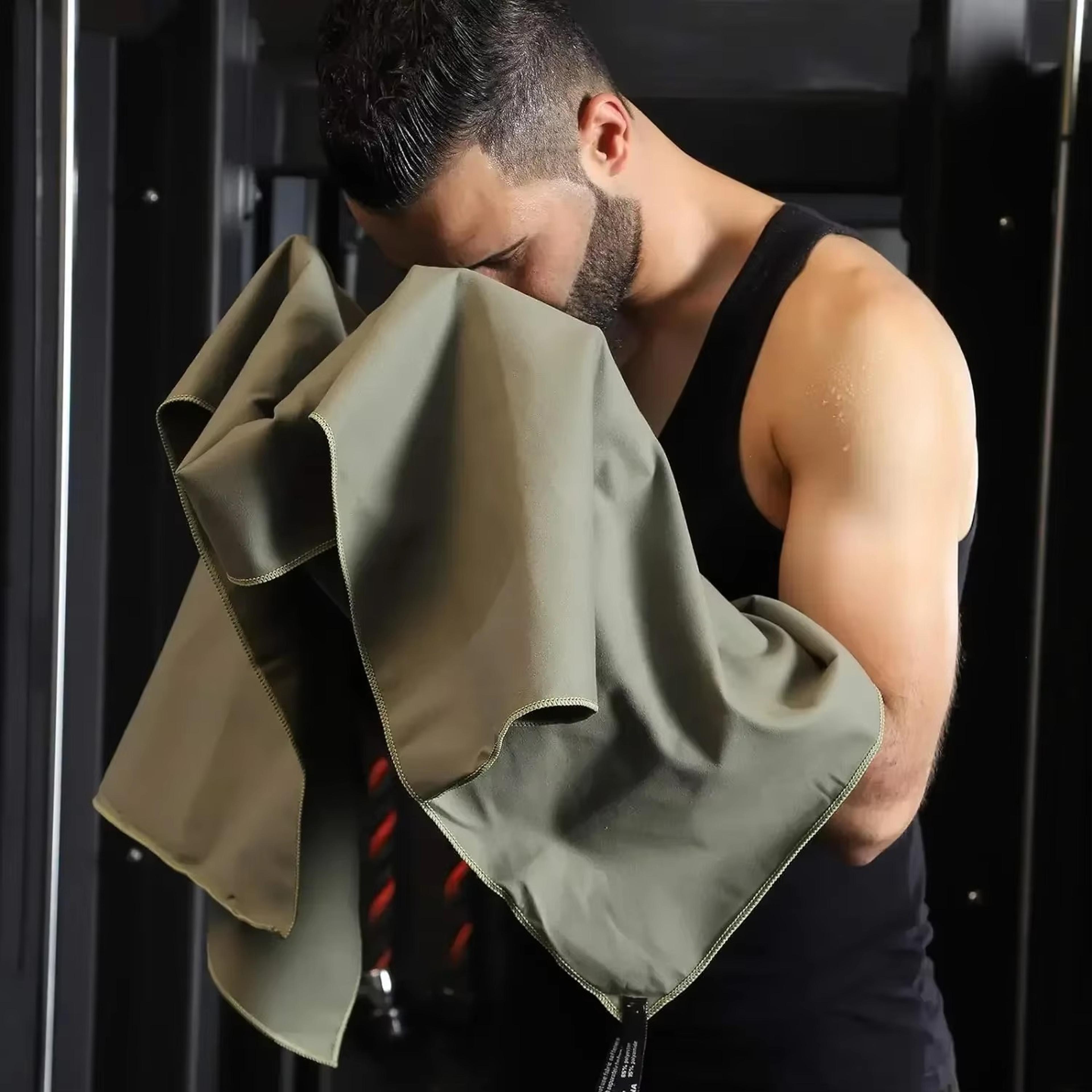 premium quick dry microfiber travel & sports towel ultra absorbent, sandproof & compact for gym, beach & swimming