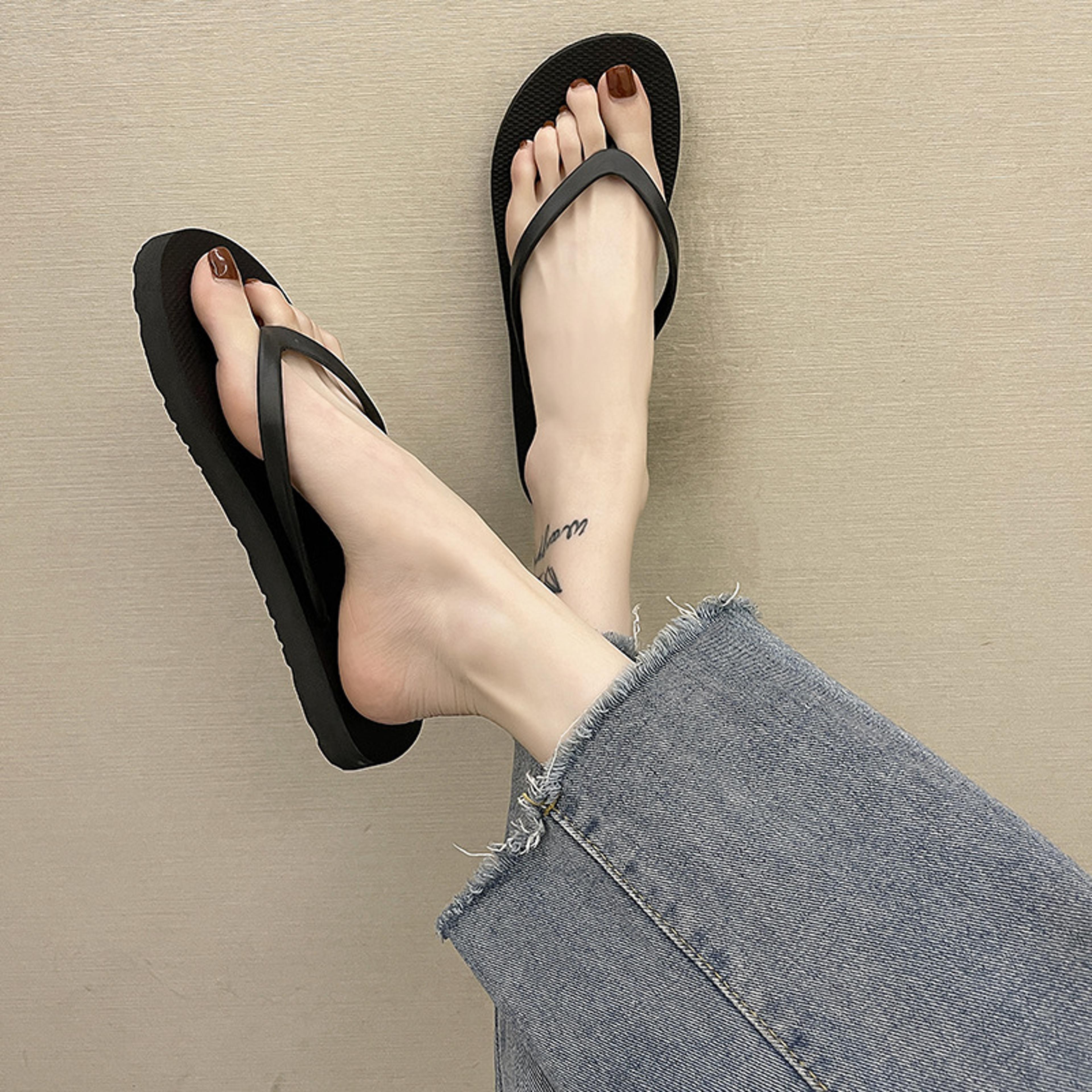 comfortable women flip flops, indoor summer slippers, multi colors, flat shoes for home, ladies slipper for relaxation