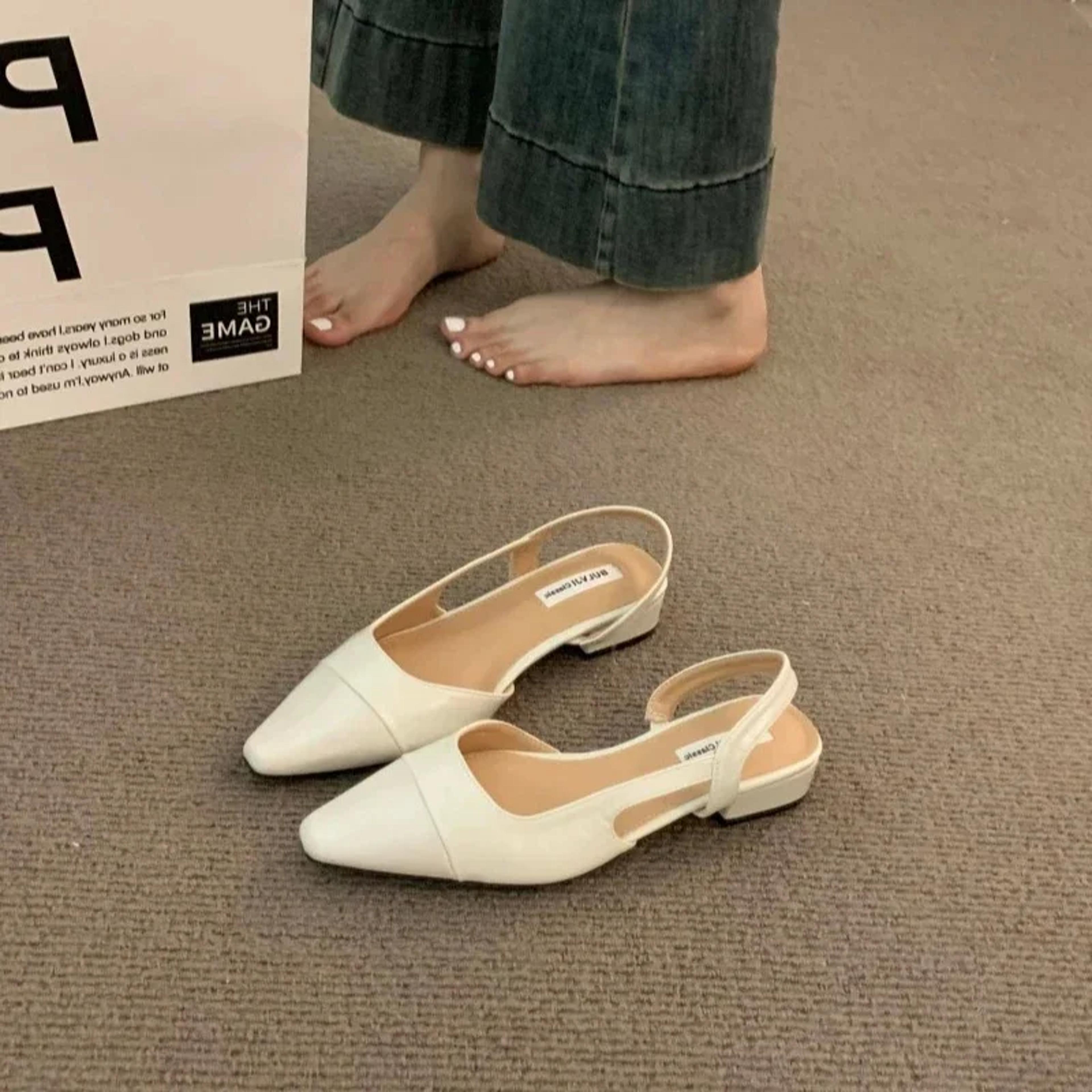 new style ladies summer sandals, brand luxury pu leather design, pointed toe low heel, non-slip flat shoes for women